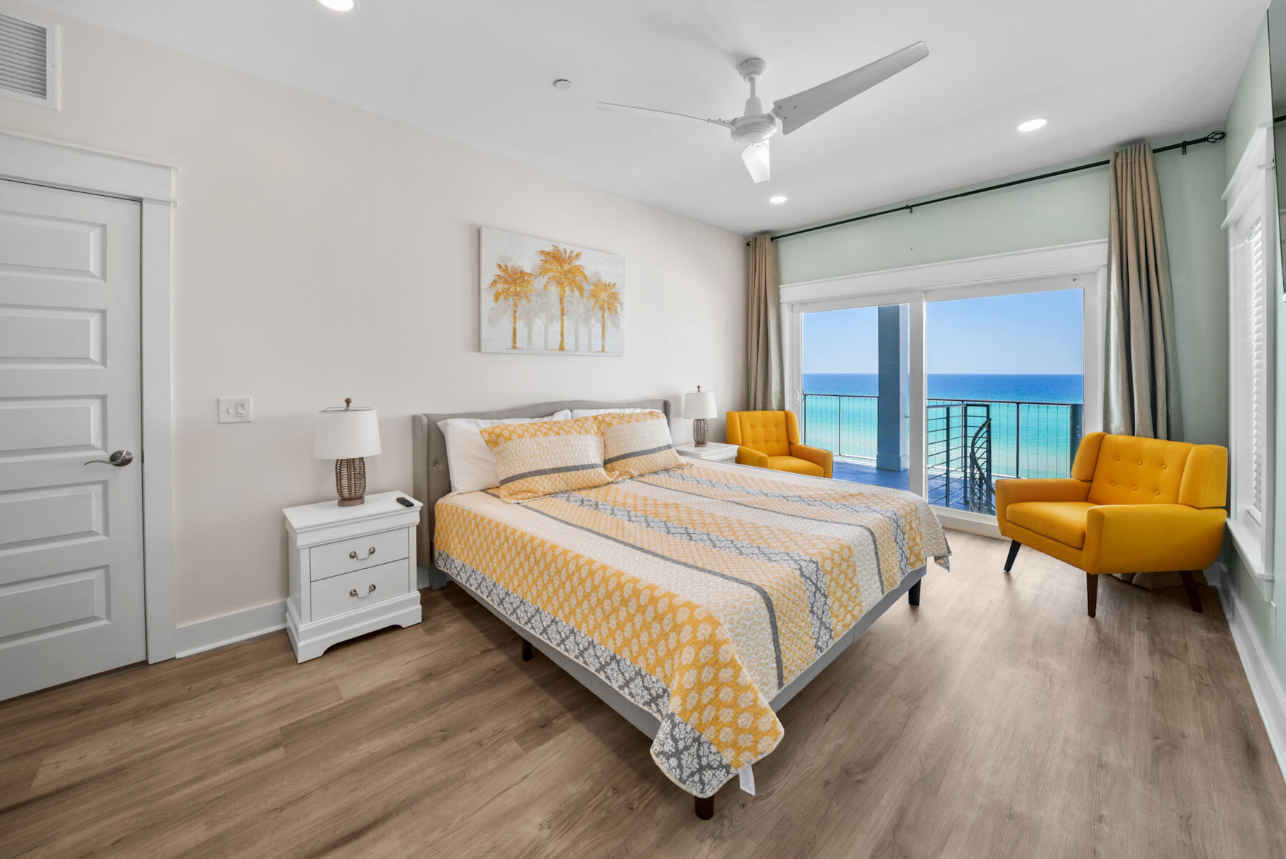 LAGUNA BEACH - Residential