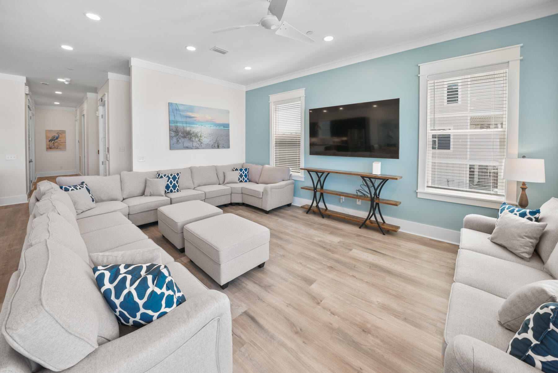 LAGUNA BEACH - Residential