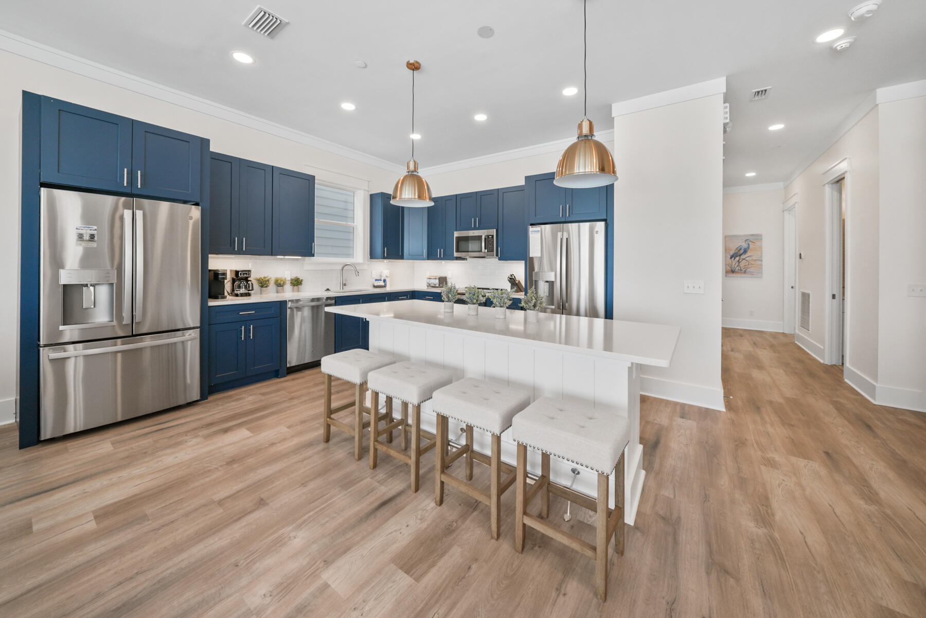 LAGUNA BEACH - Residential