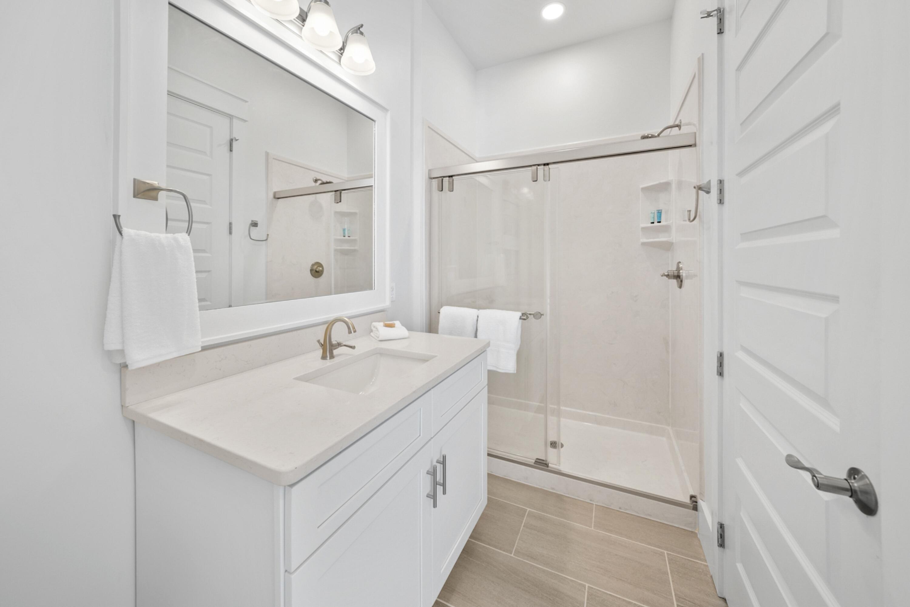 LAGUNA BEACH - Residential