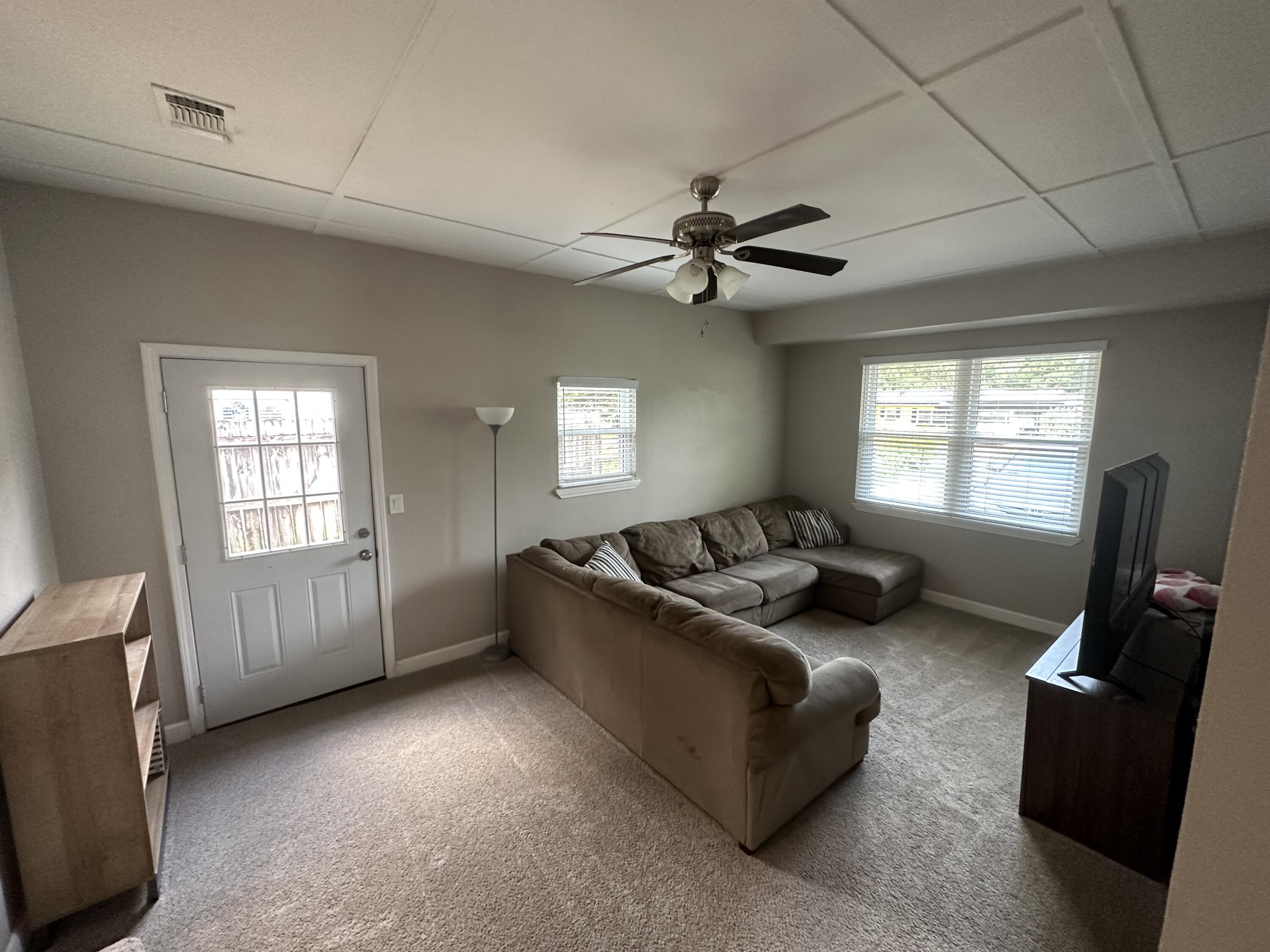 MUNICIPAL S/D 1ST ADDN - Residential Lease