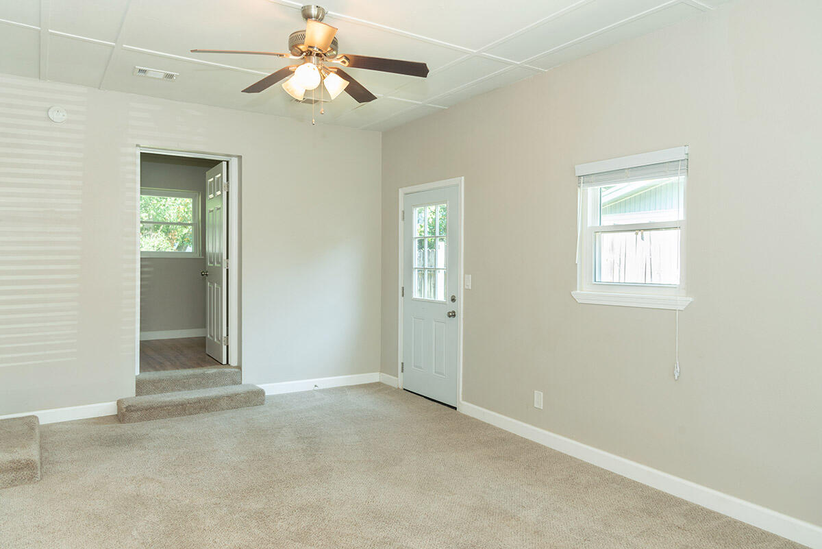 MUNICIPAL S/D 1ST ADDN - Residential Lease