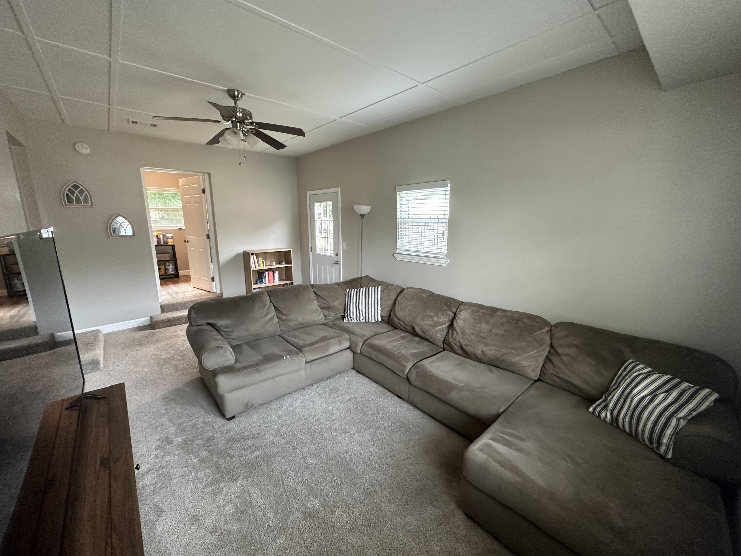 MUNICIPAL S/D 1ST ADDN - Residential Lease