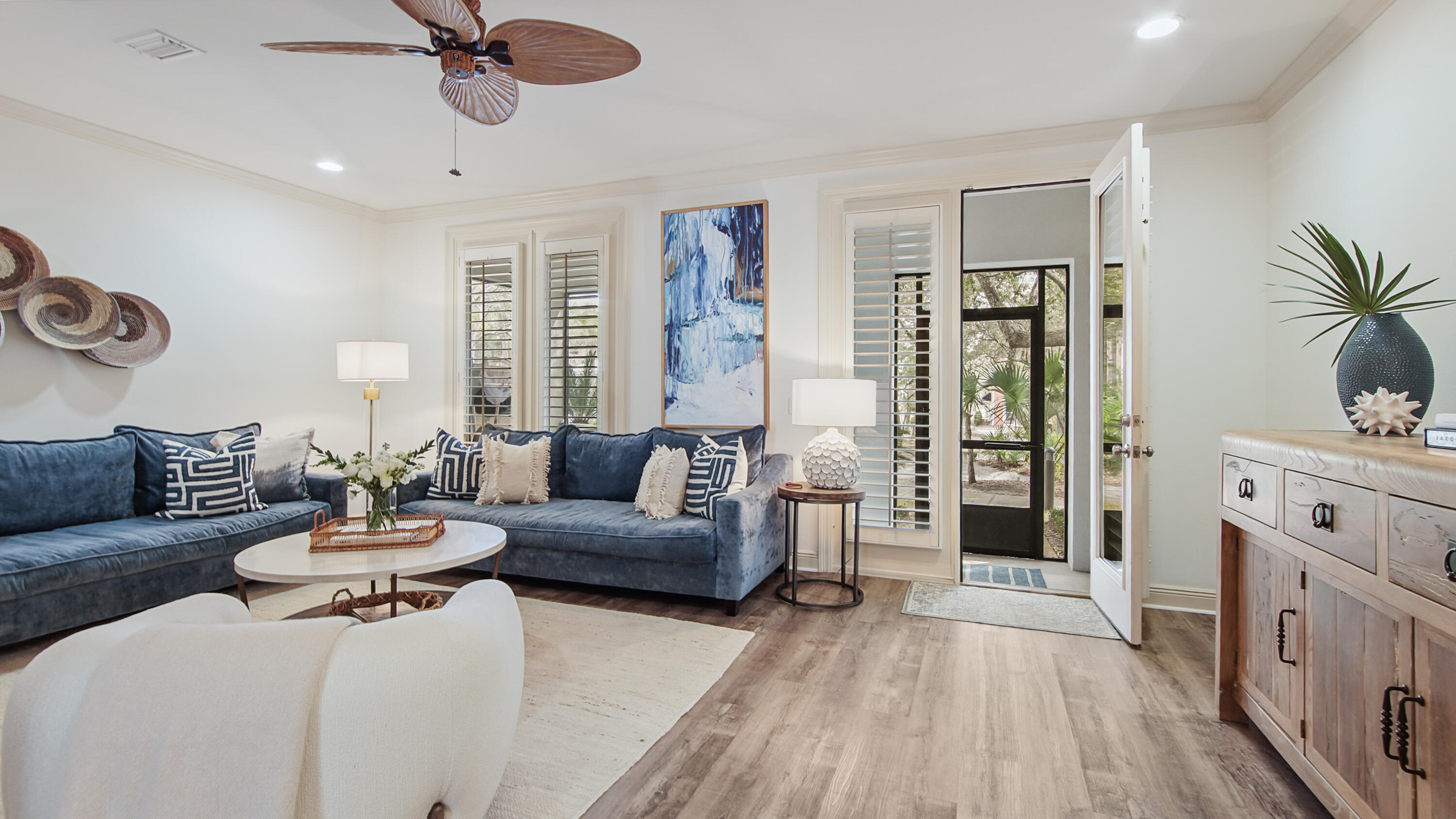 GULF PLACE - Residential