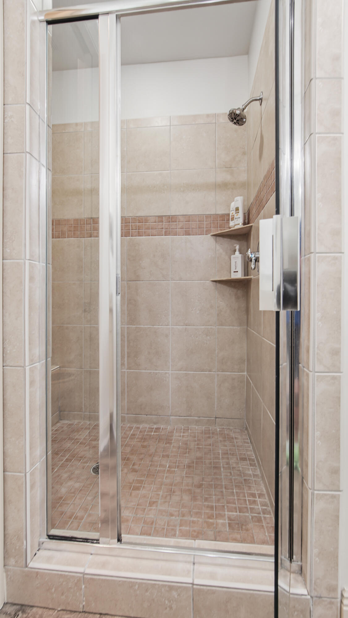 GULF PLACE - Residential