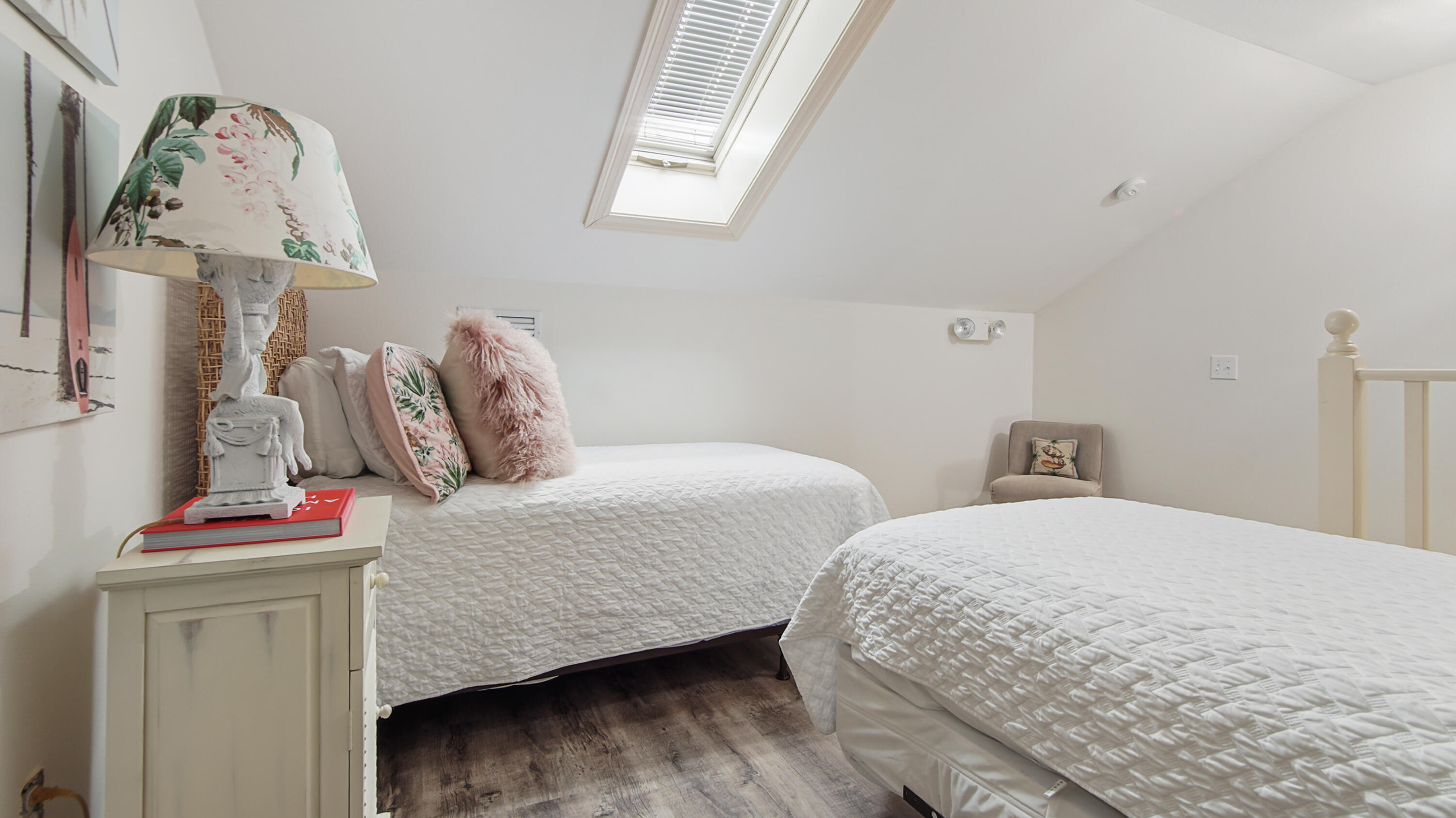 GULF PLACE - Residential