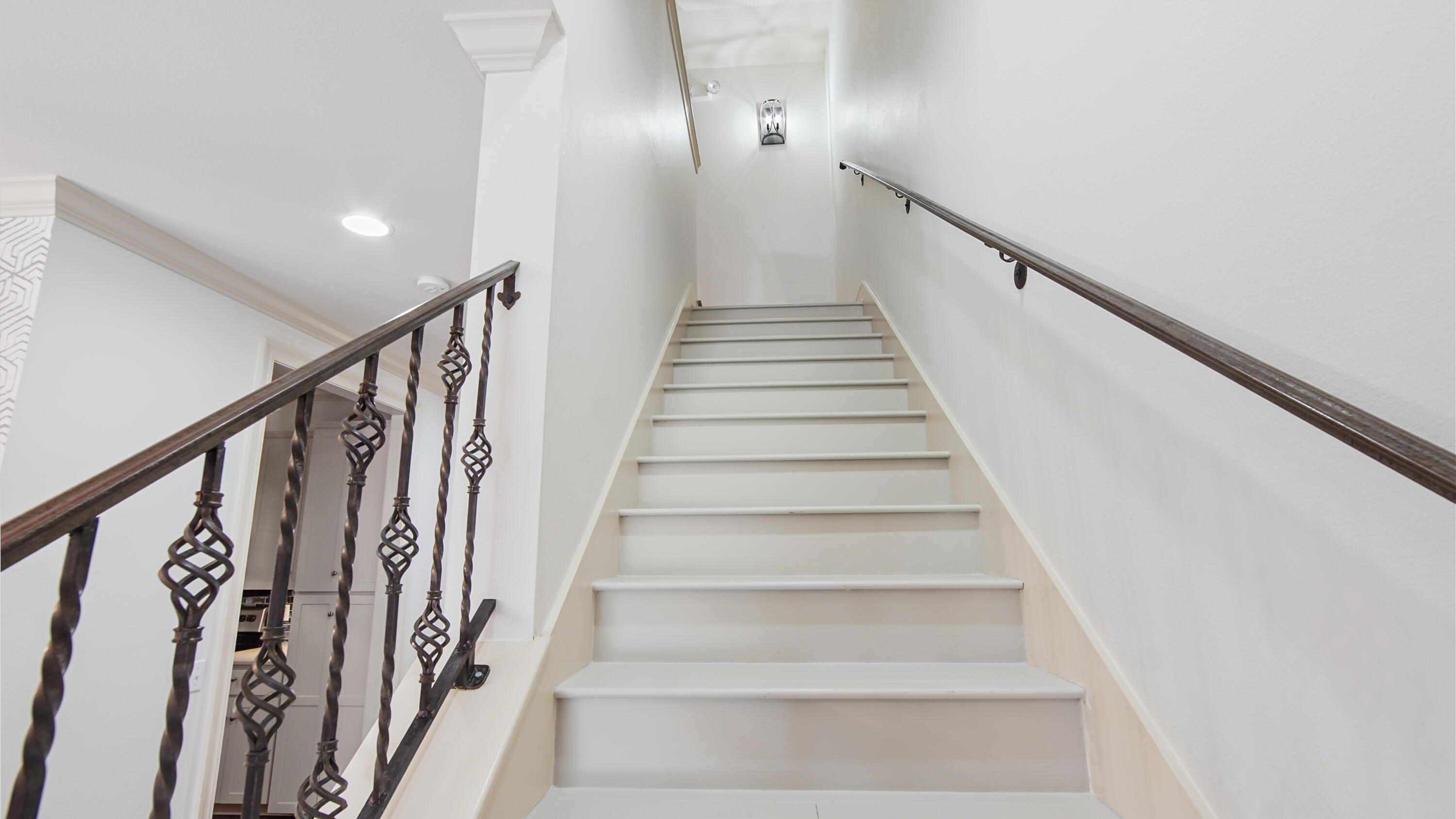 GULF PLACE - Residential