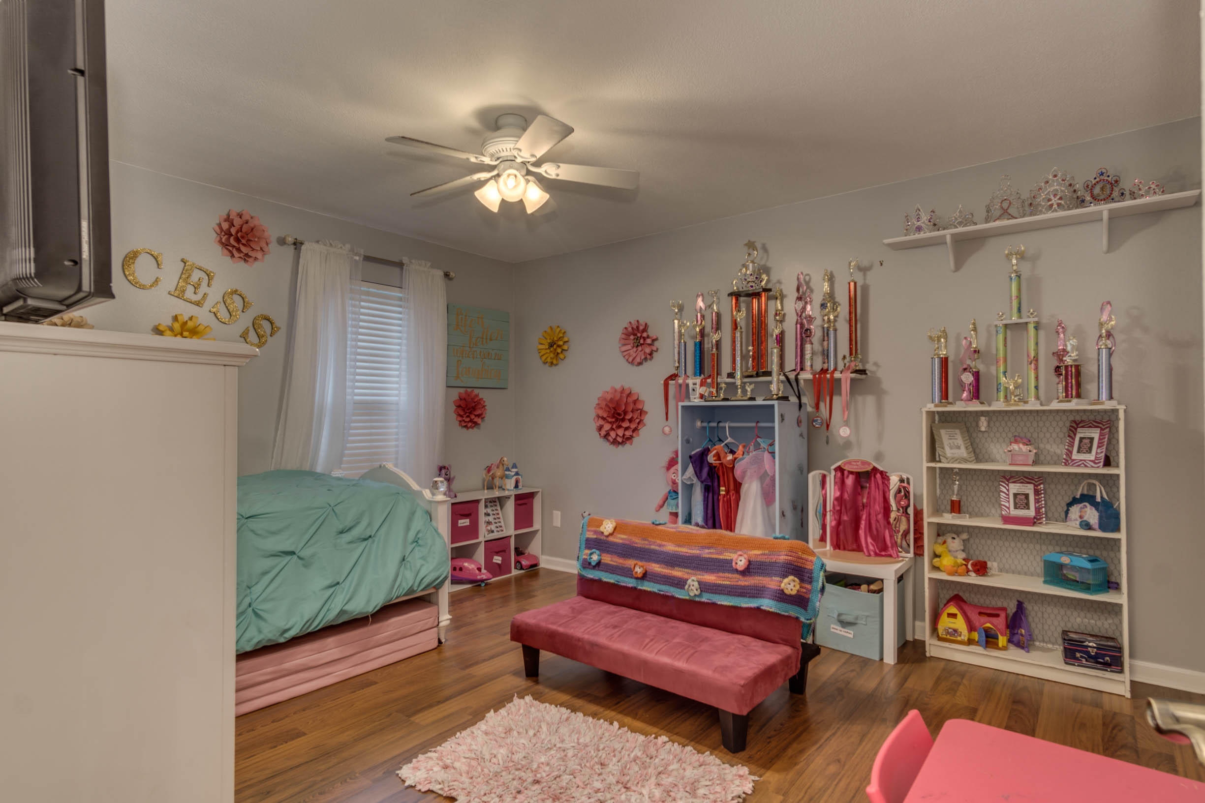 WINDING CREEK ESTATES PH 3 - Residential