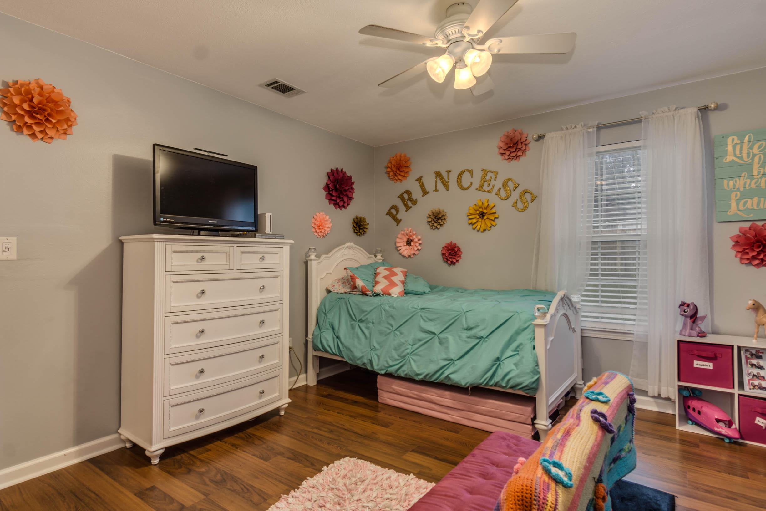 WINDING CREEK ESTATES PH 3 - Residential