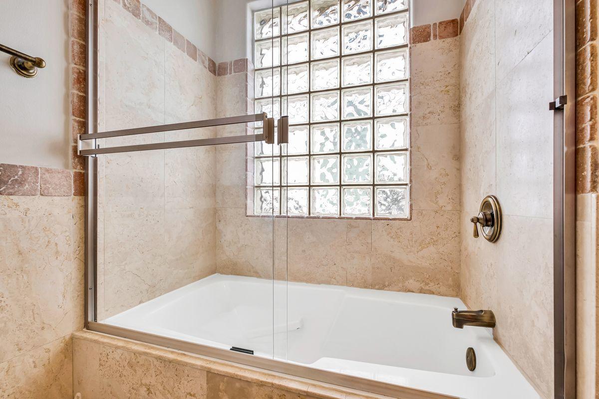 DESTINY BY THE SEA - Residential