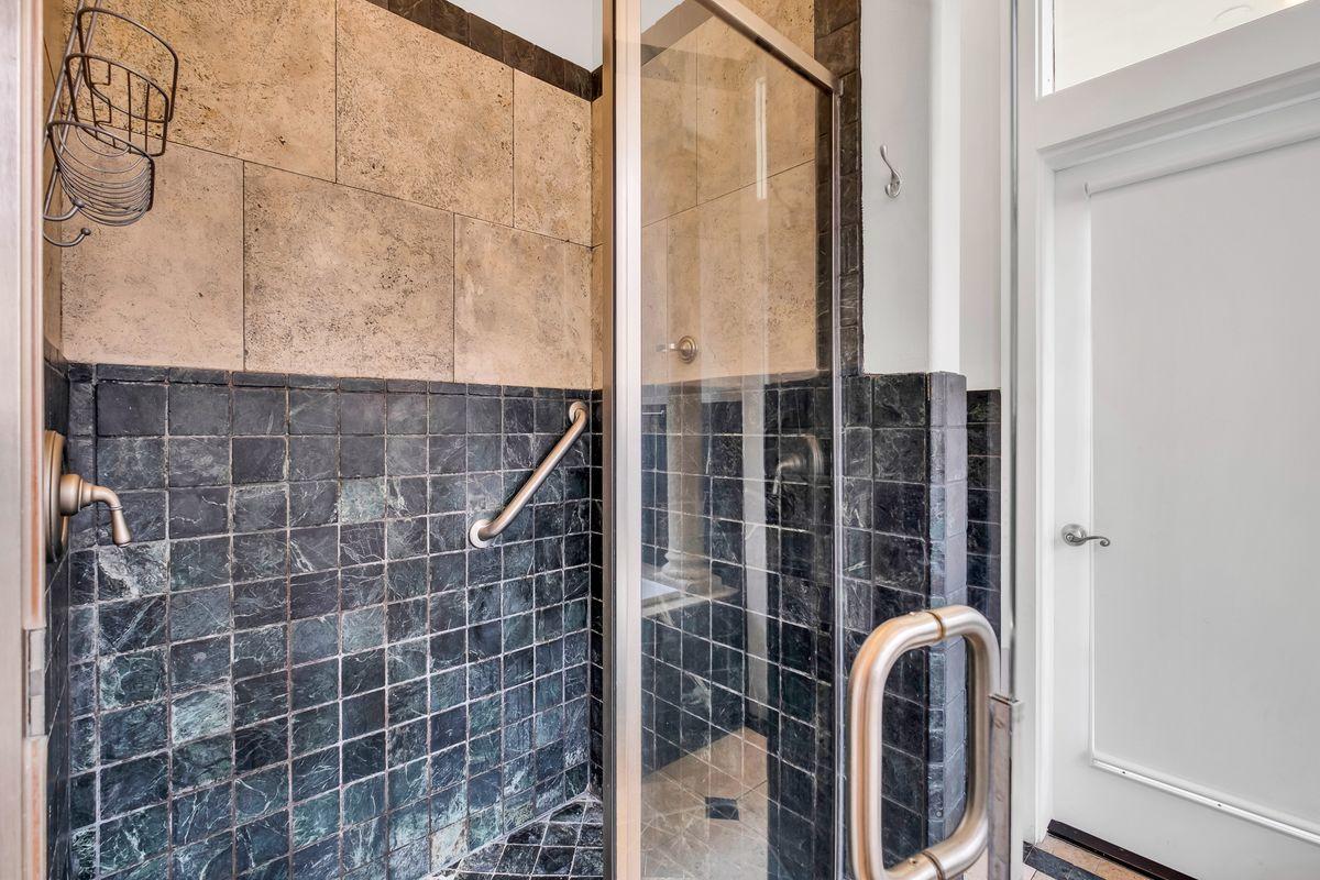 DESTINY BY THE SEA - Residential