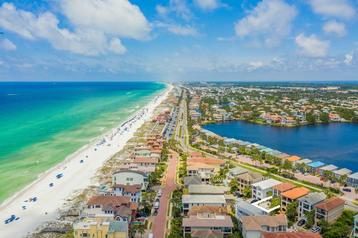 DESTINY BY THE SEA - Residential