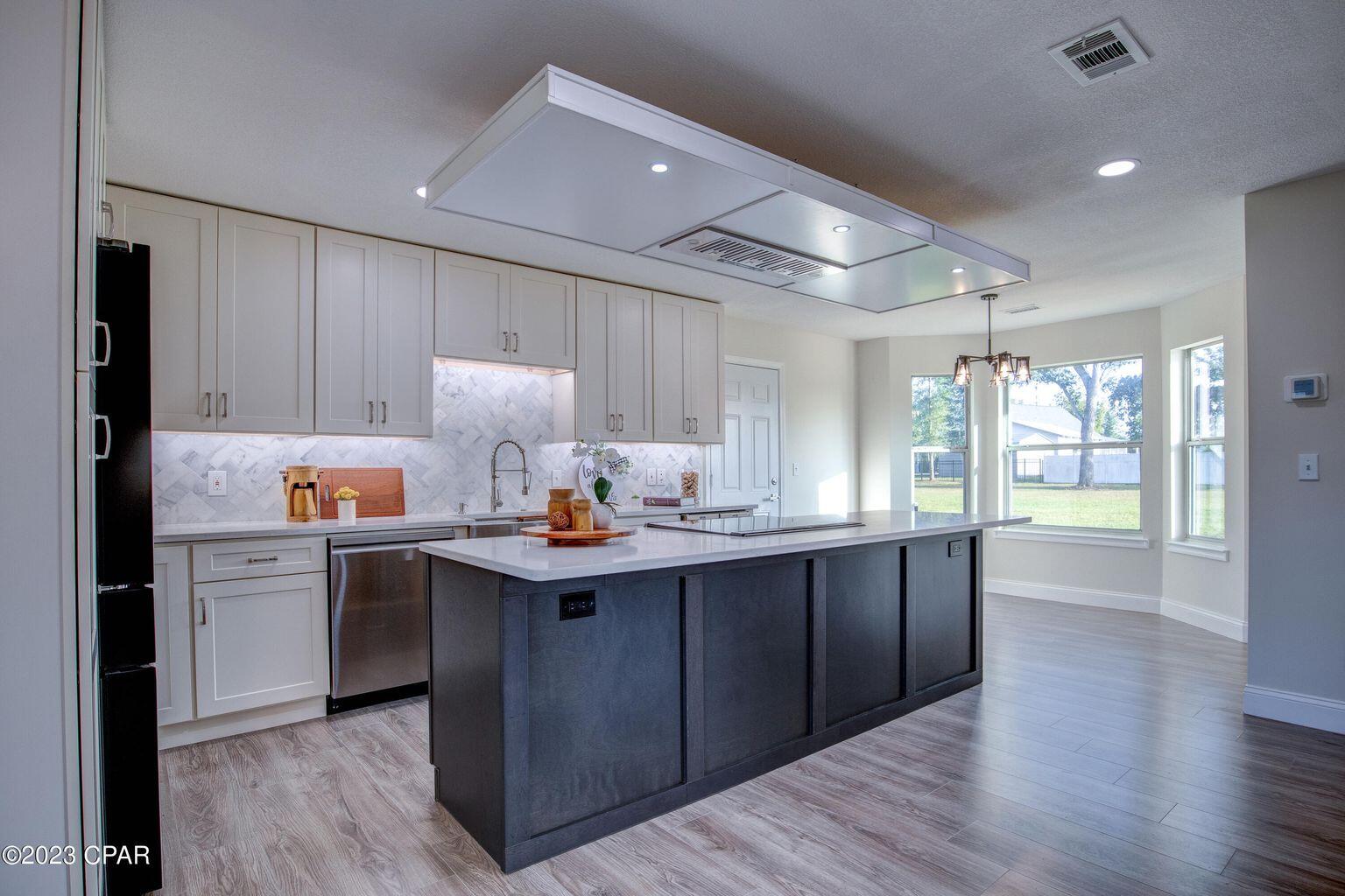 Deerpoint Lake Heights - Residential