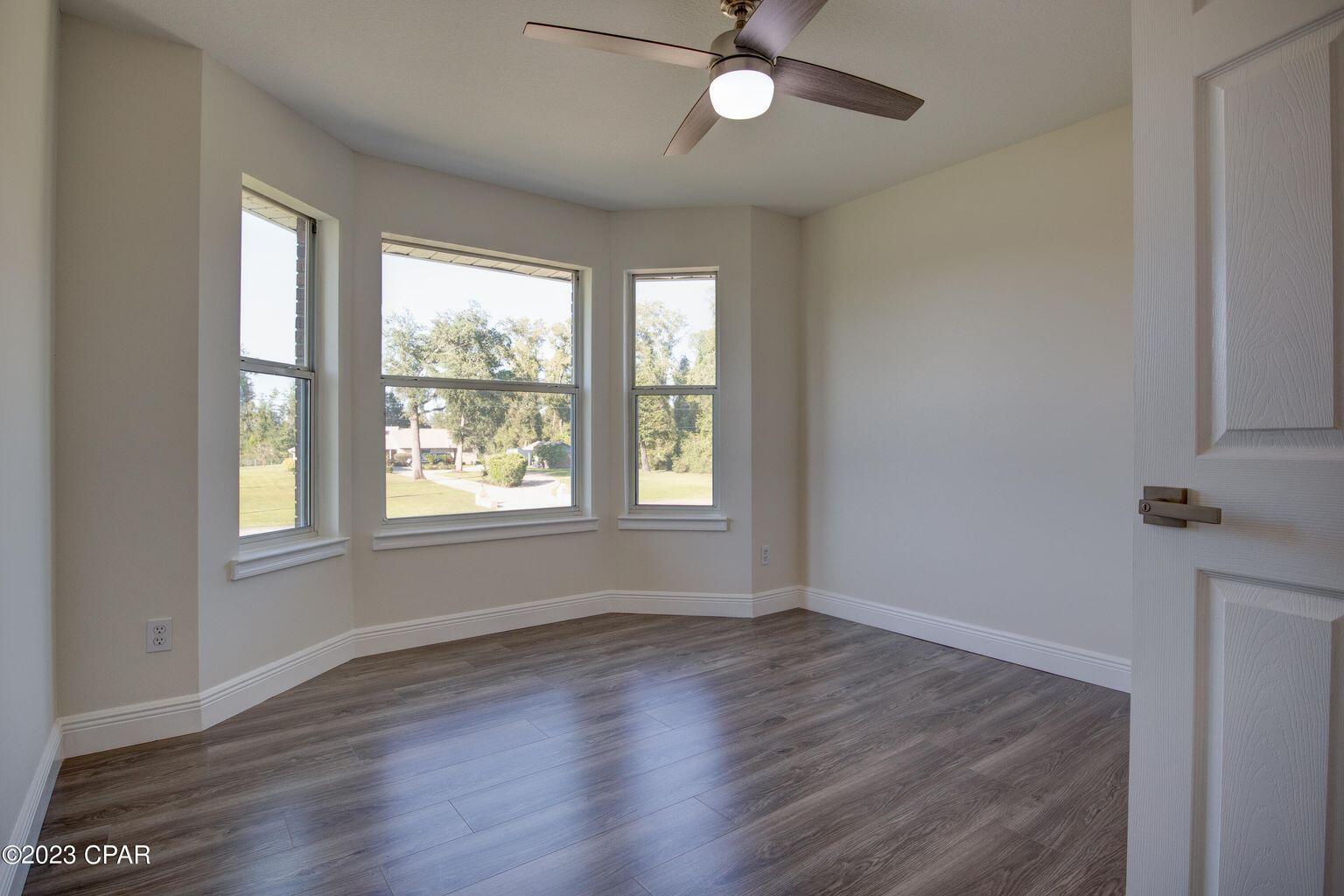 Deerpoint Lake Heights - Residential