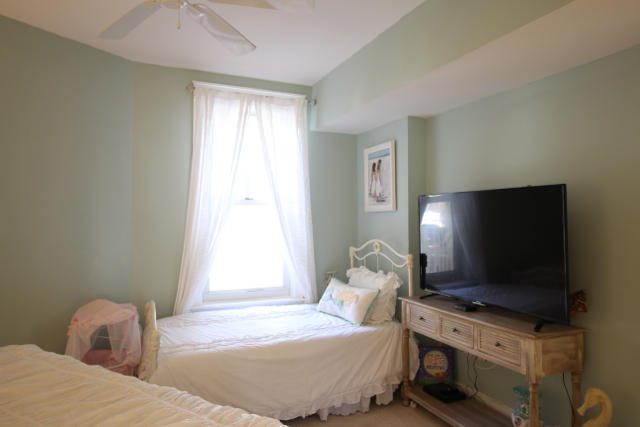 OBSERVATION POINT - Residential