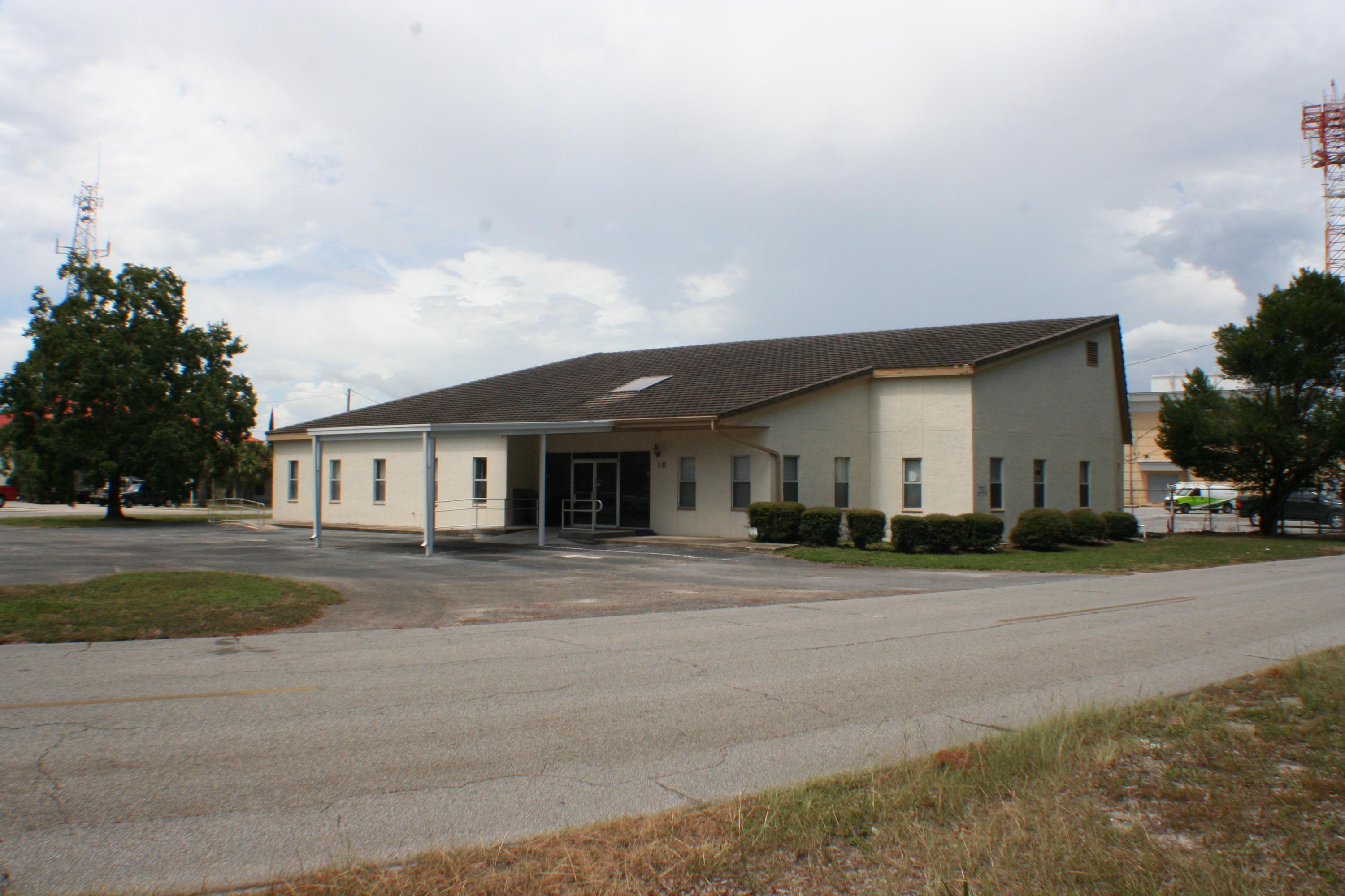 Total Square Footage of building 4,299. Heated Square Footage is 3,847. Multiple Office Space. Well Maintained. Easy Show. Vacant. Call for sowing appointment. Stucco Cladding, Clay Tile Roofing. Great parking. Great office space.