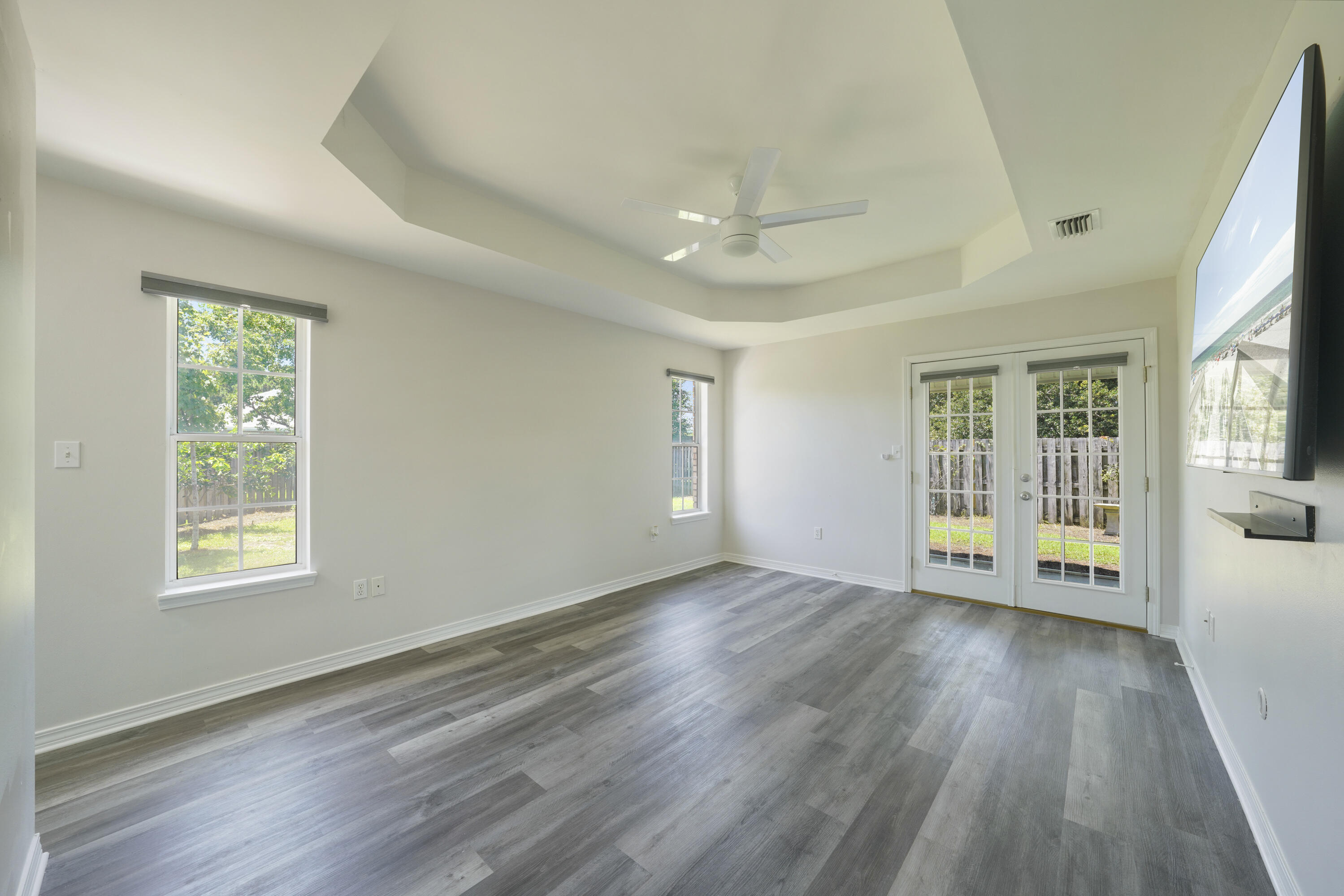 BAYSIDE - Residential