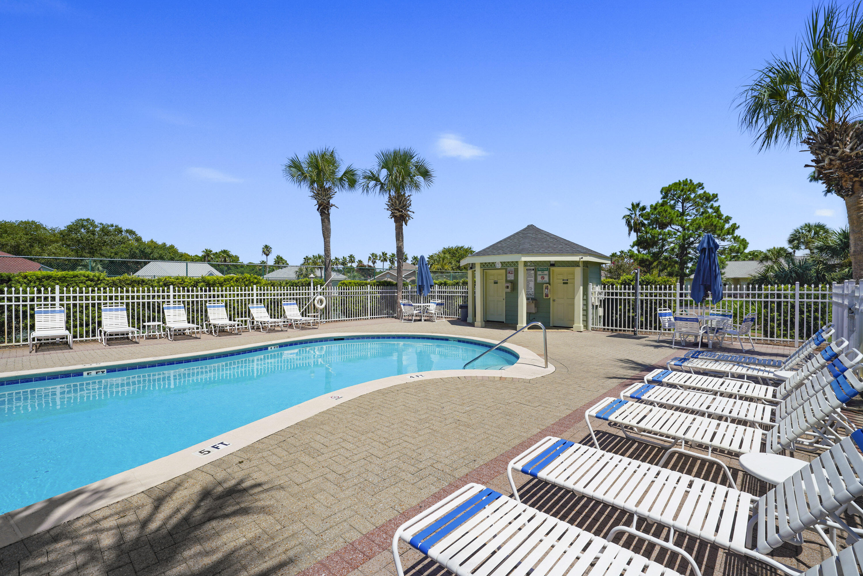 BAYSIDE - Residential