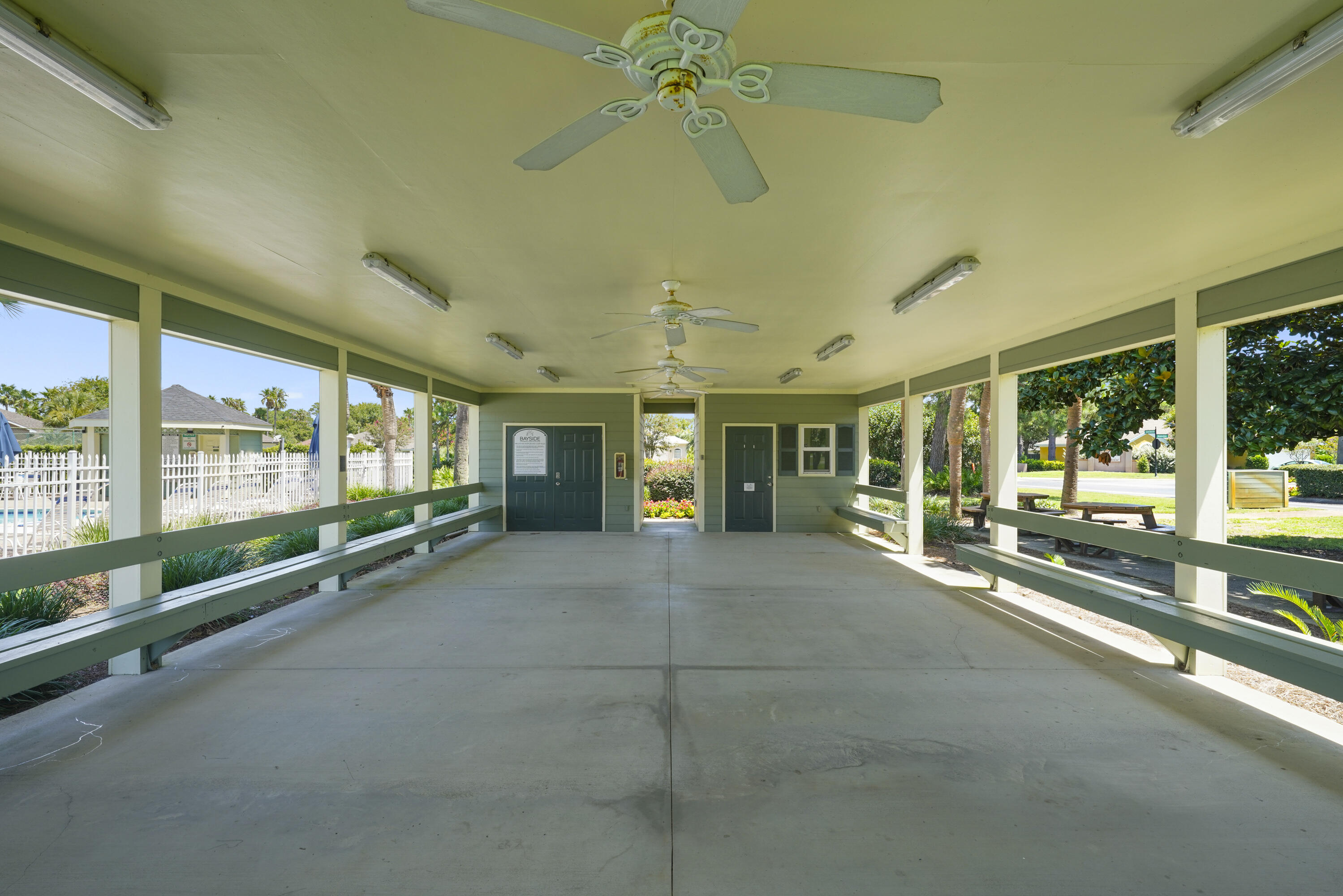 BAYSIDE - Residential