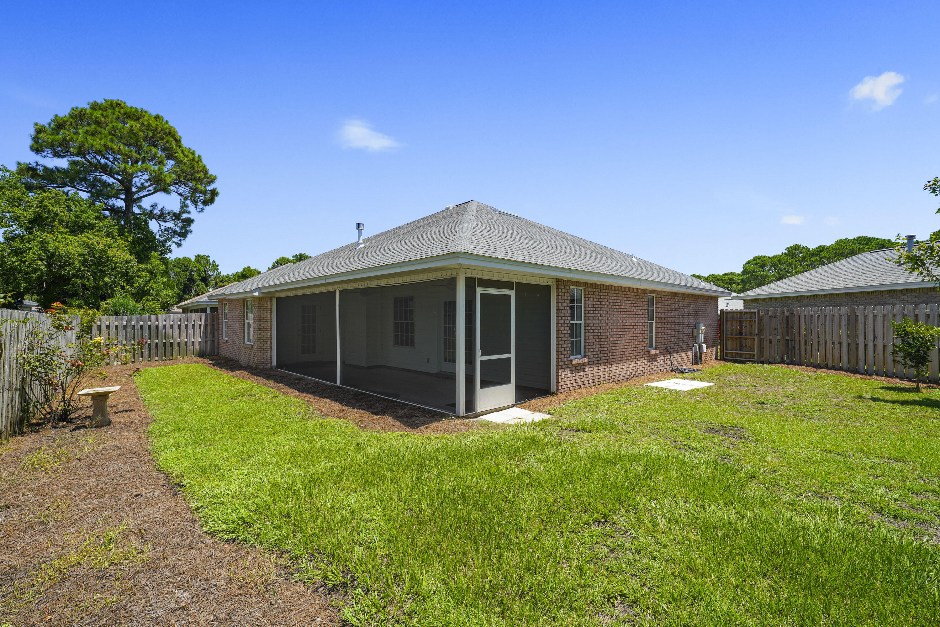 BAYSIDE - Residential