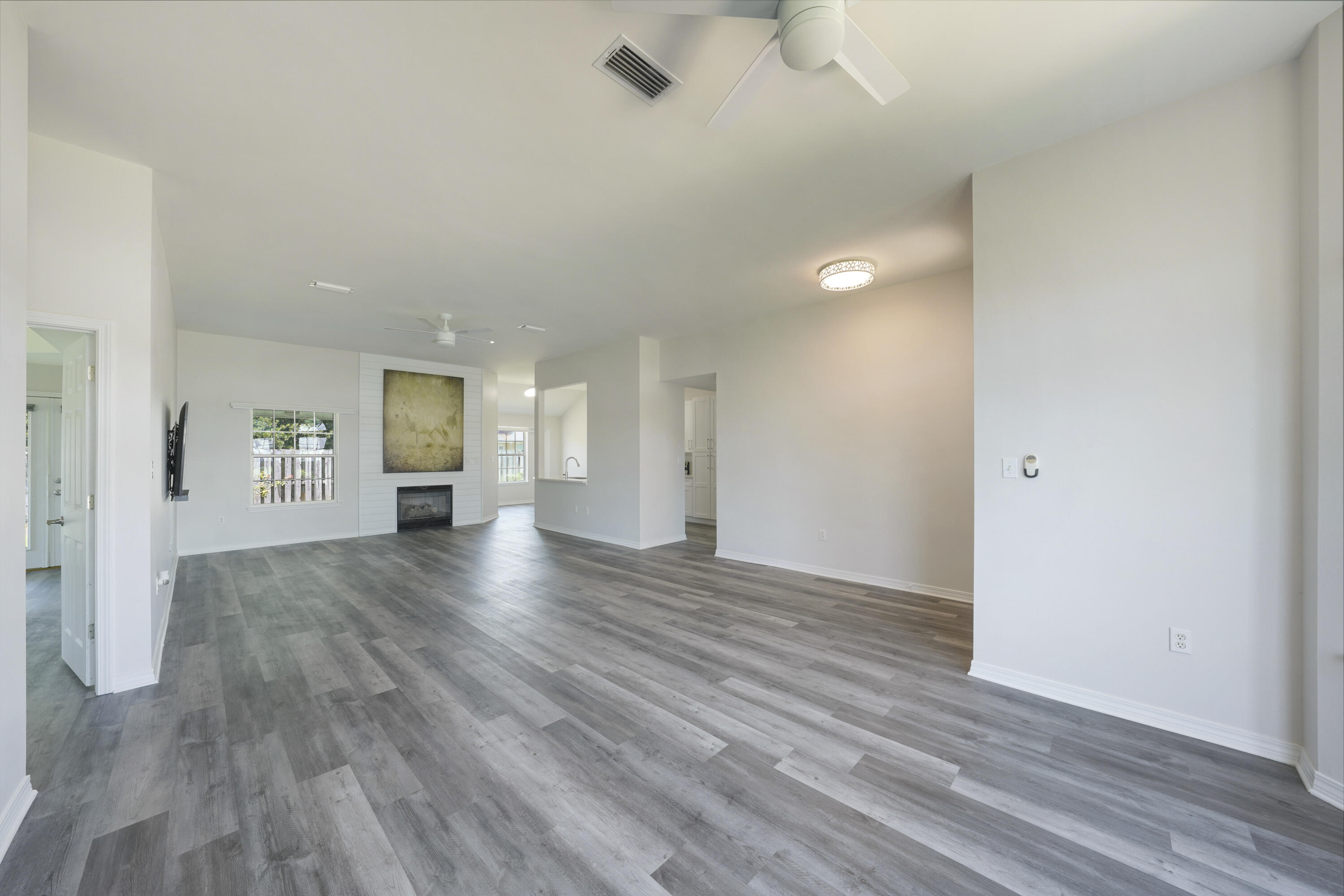 BAYSIDE - Residential