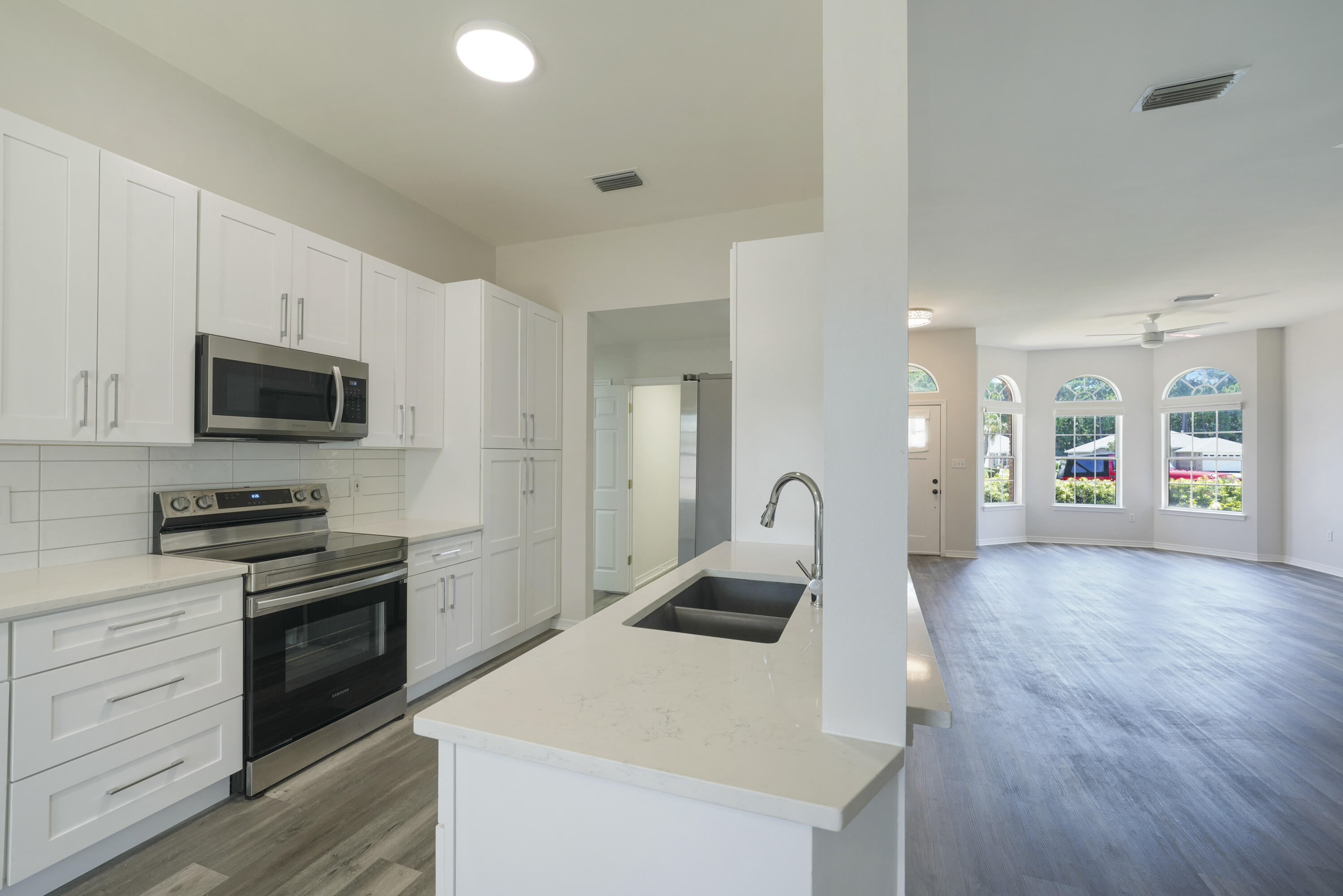 BAYSIDE - Residential