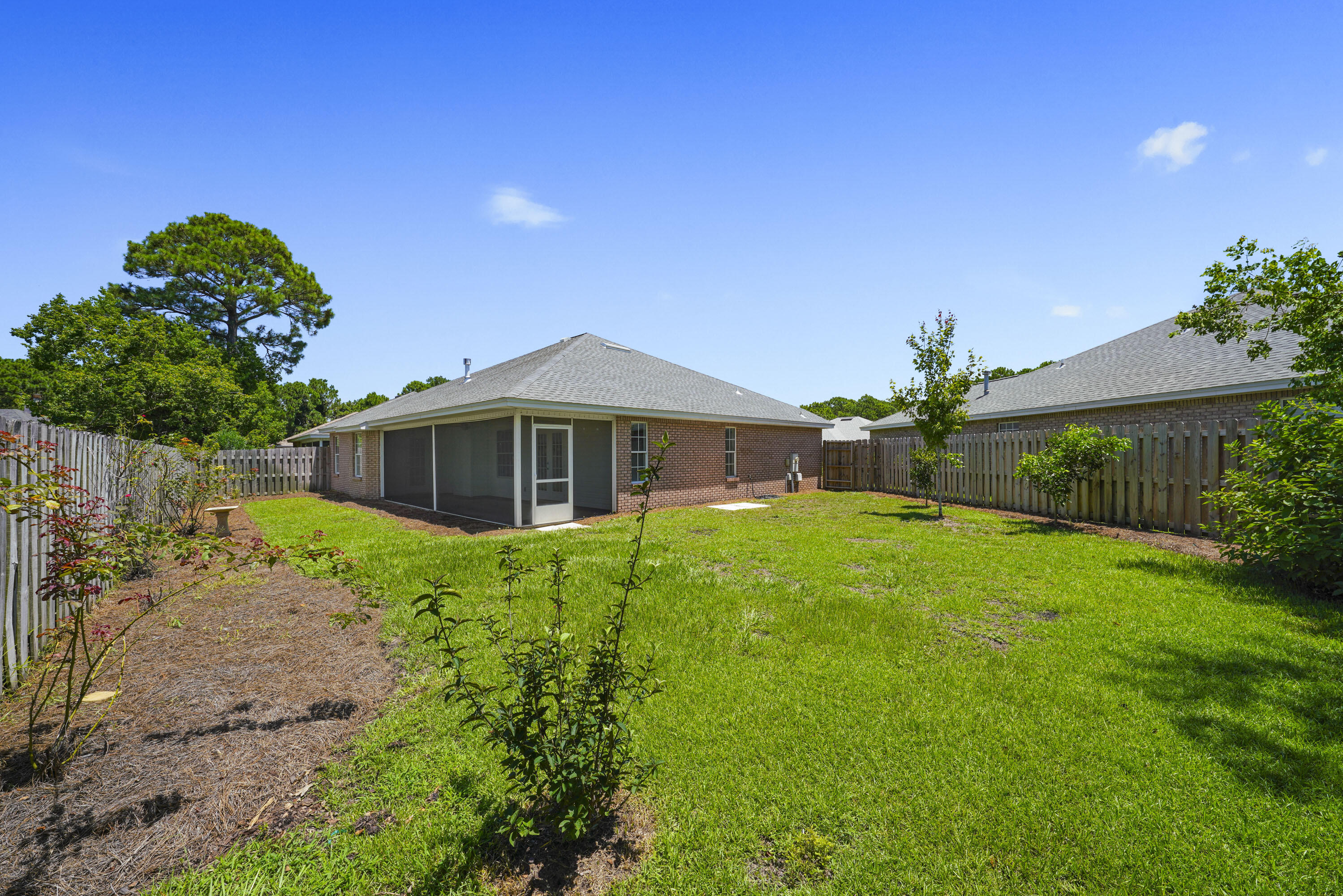 BAYSIDE - Residential