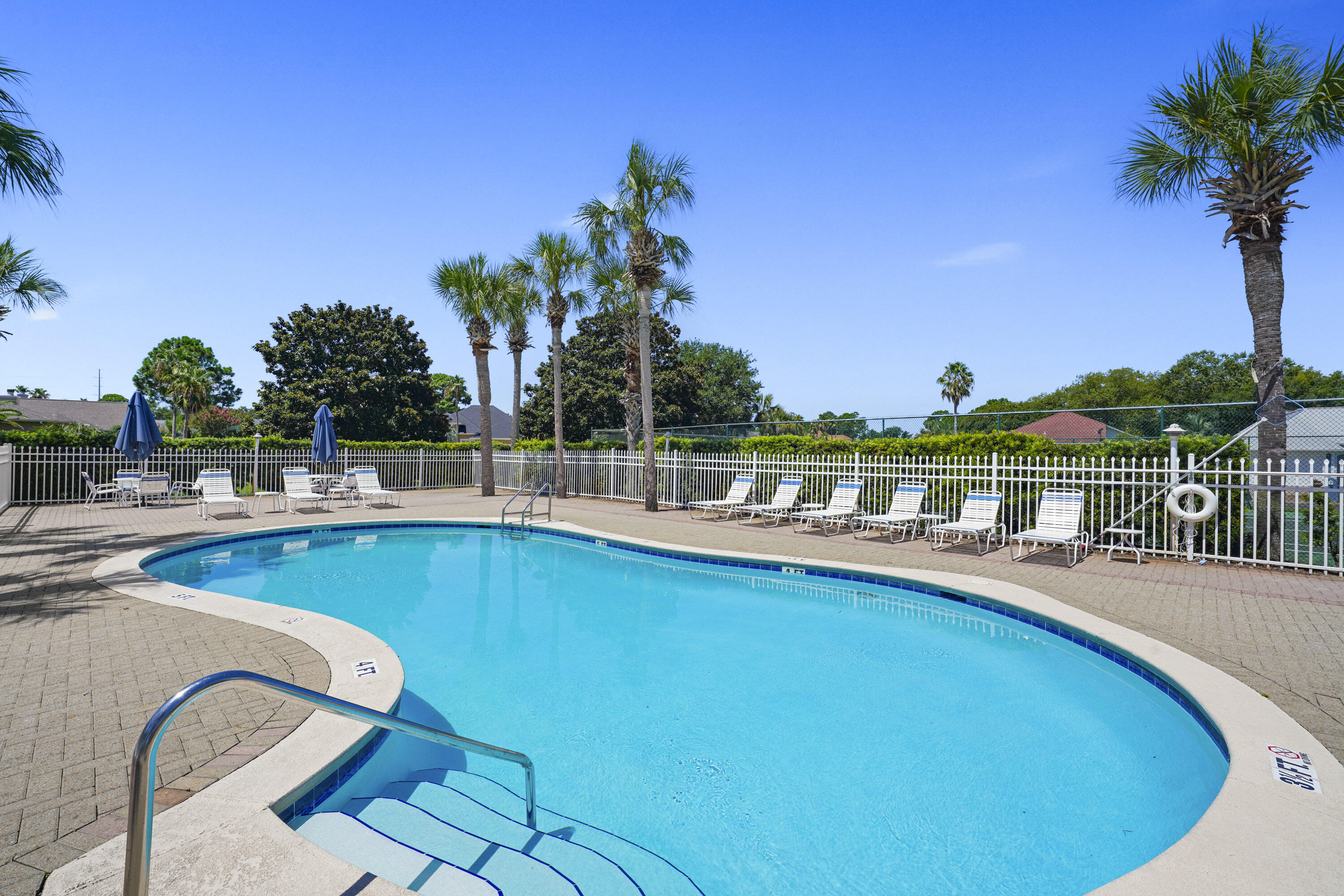 BAYSIDE - Residential