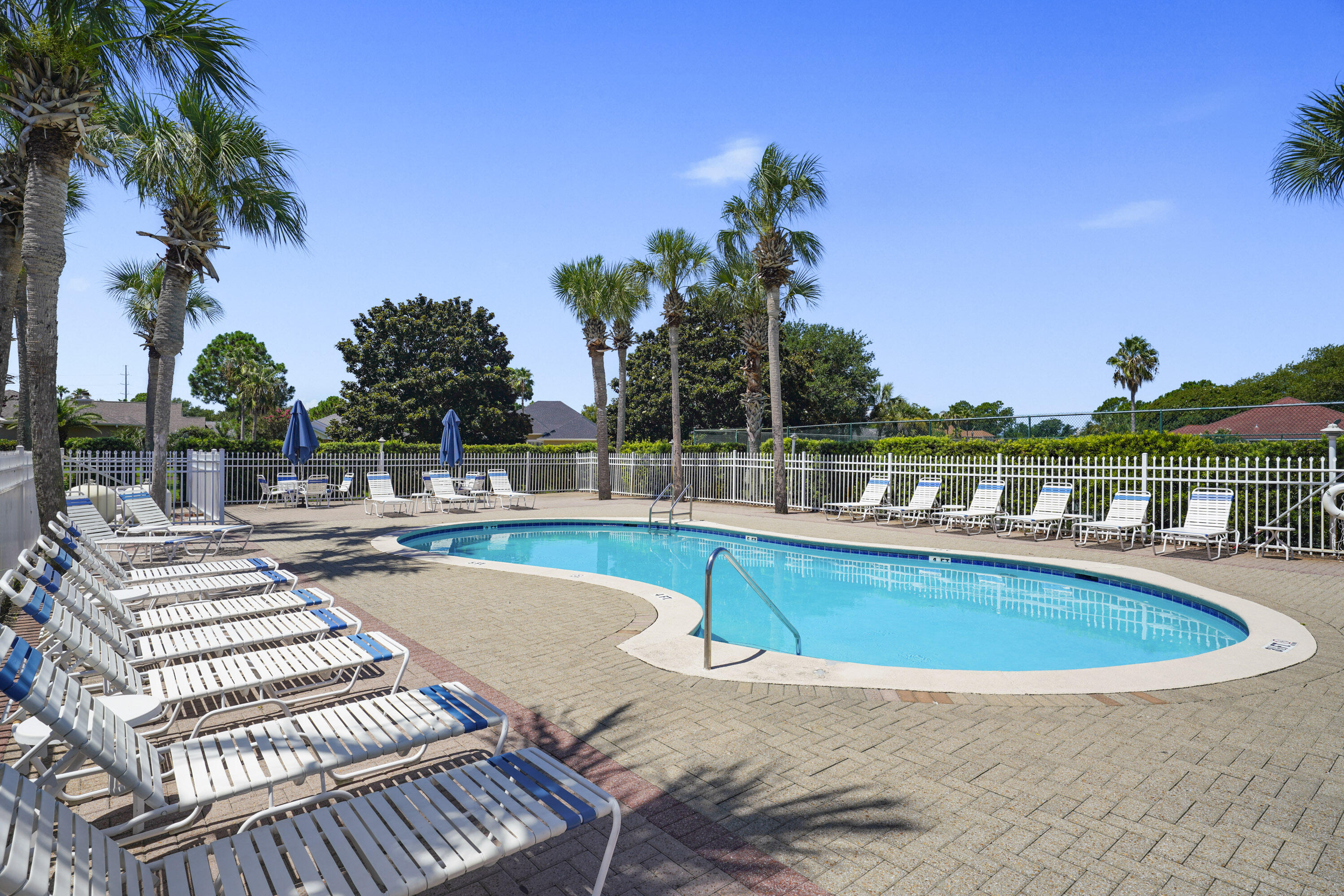 BAYSIDE - Residential