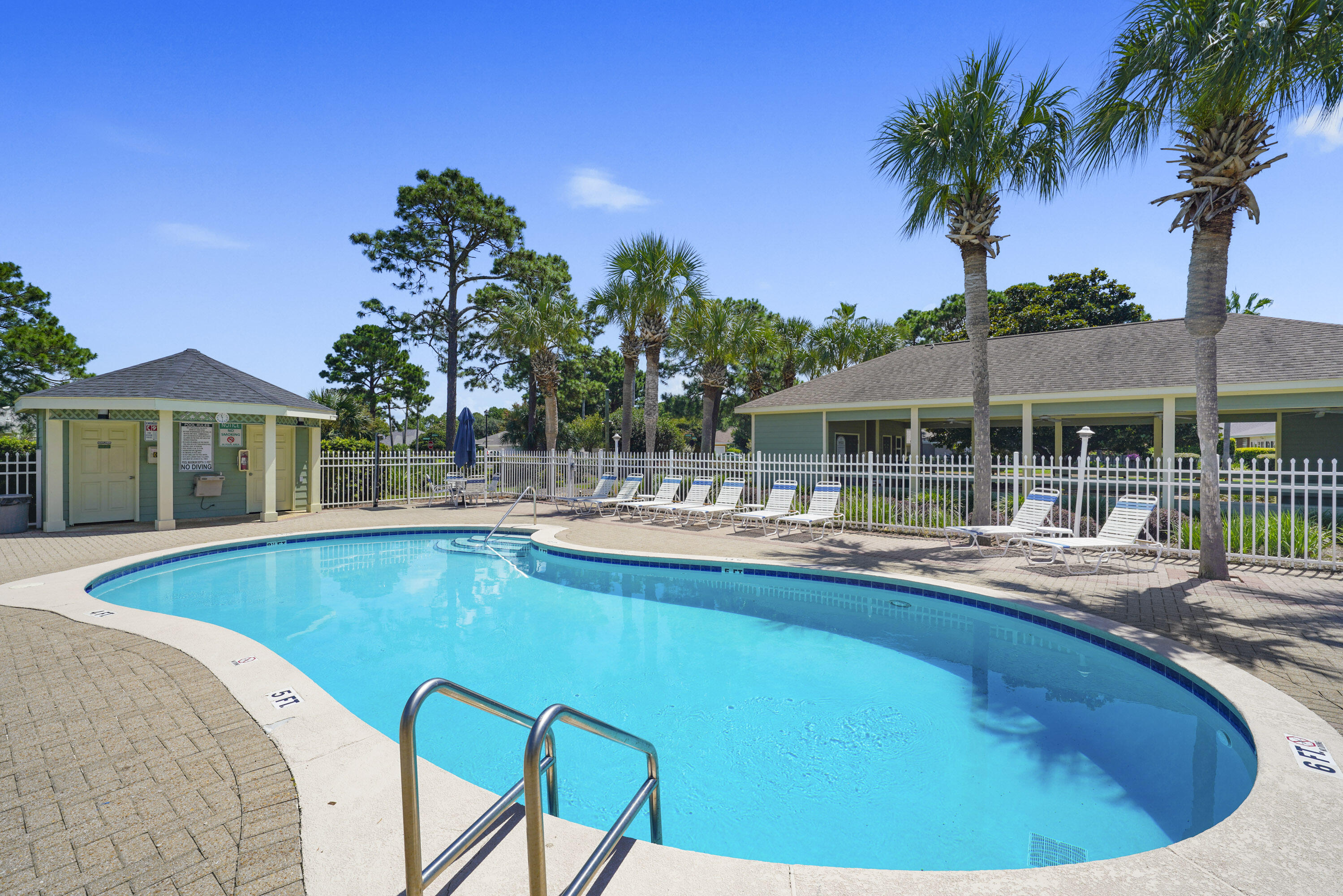 BAYSIDE - Residential