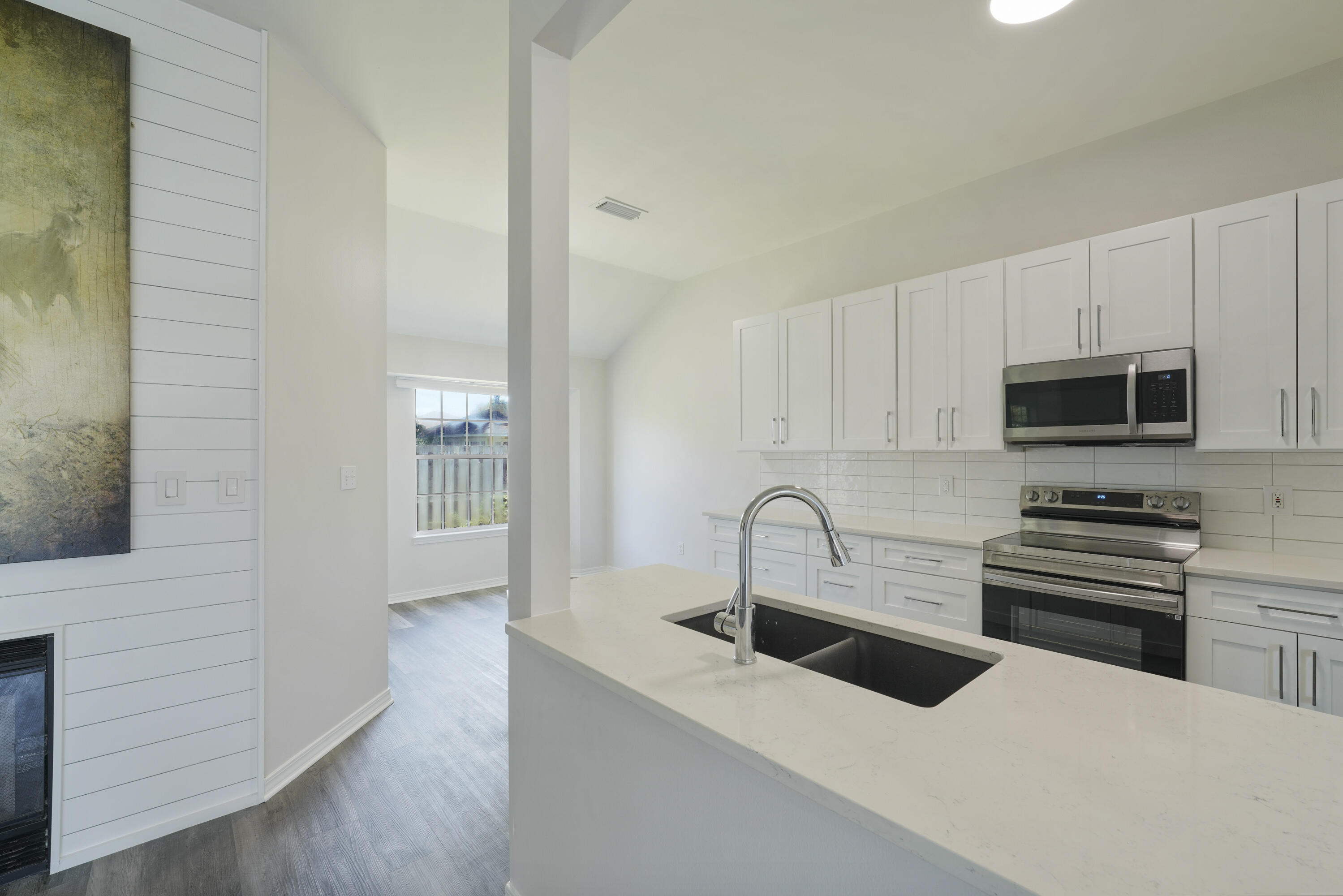 BAYSIDE - Residential