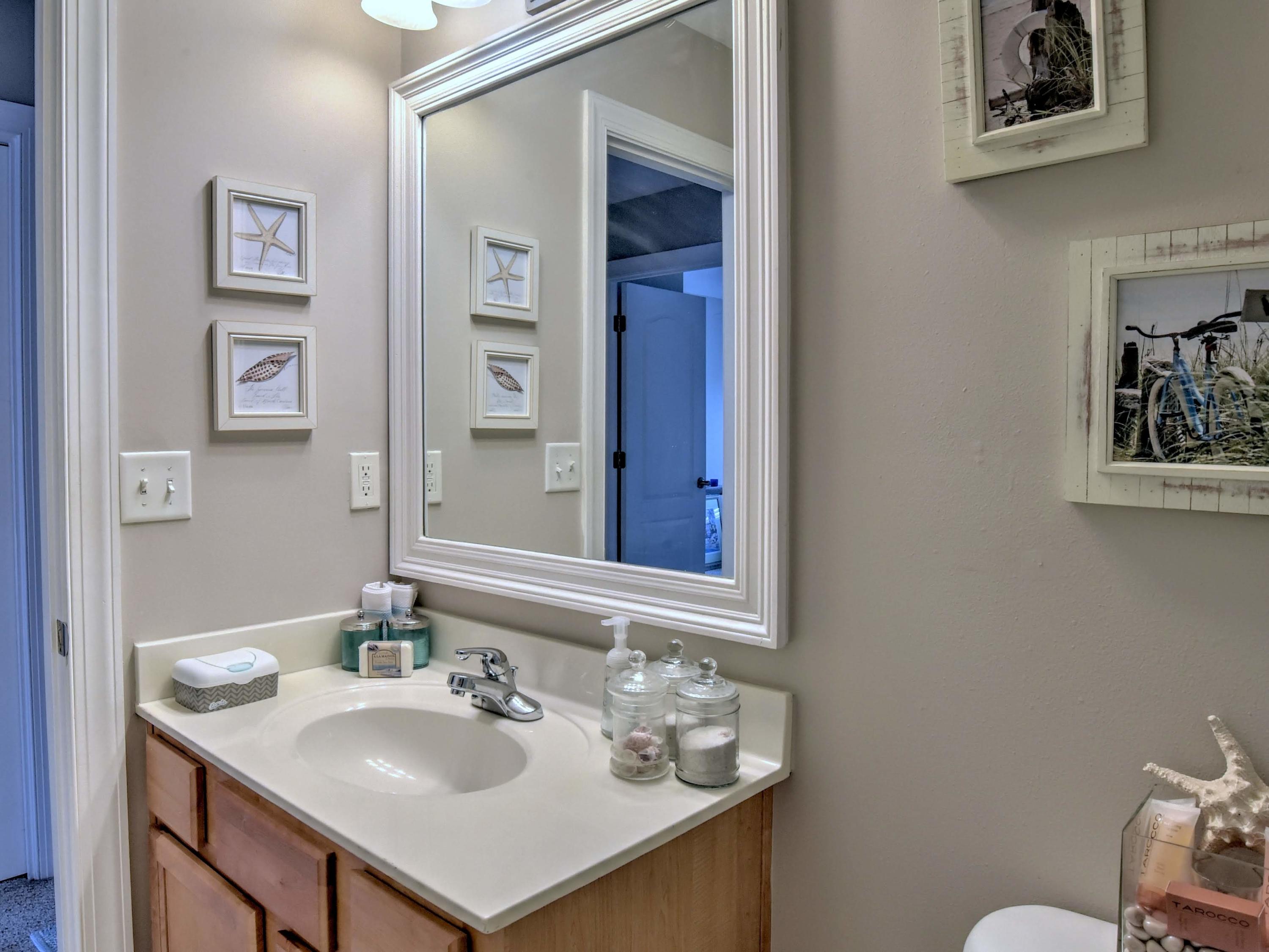 OLD BAY T/H - Residential