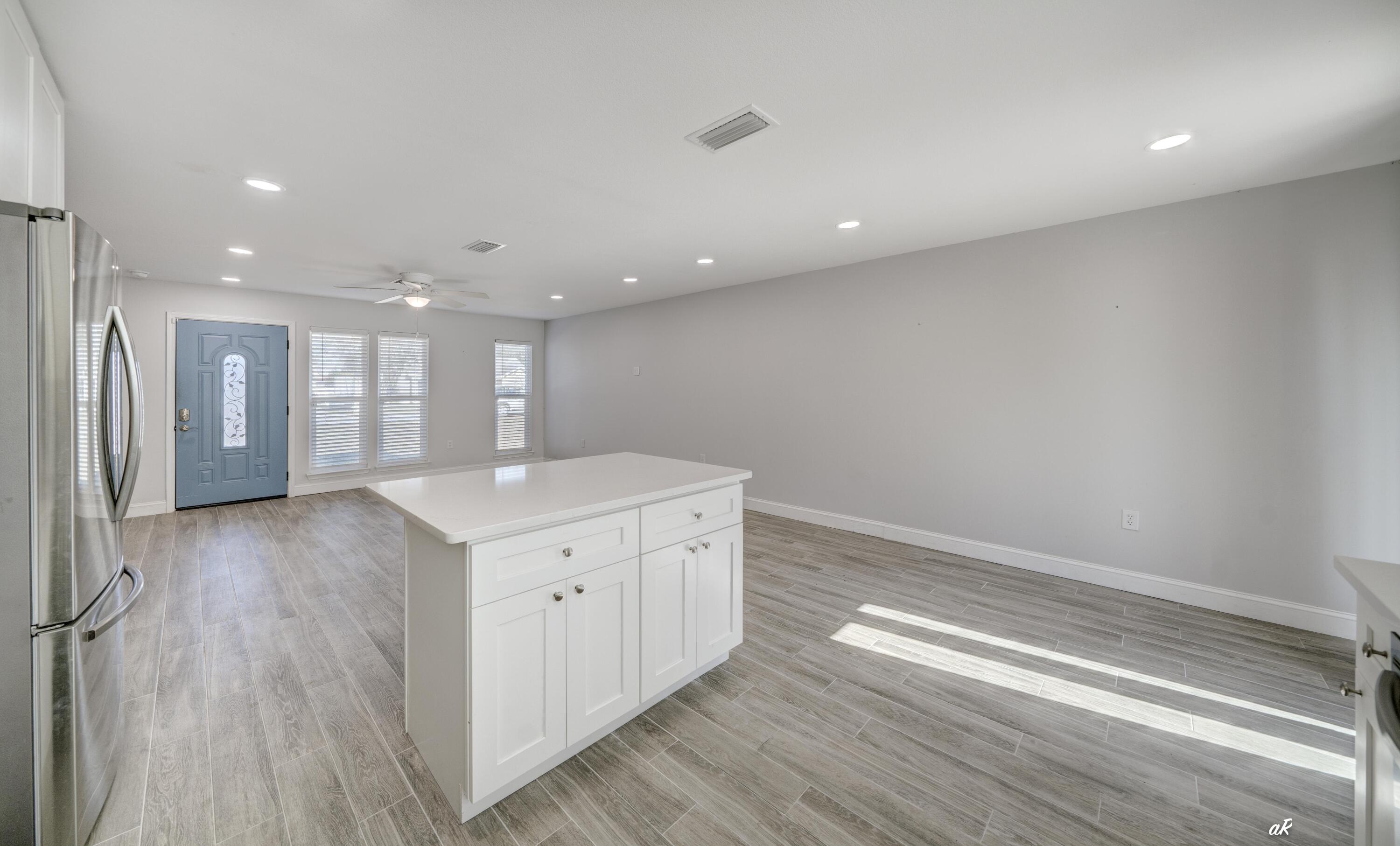 NO RECORDED SUBDIVISION - Residential