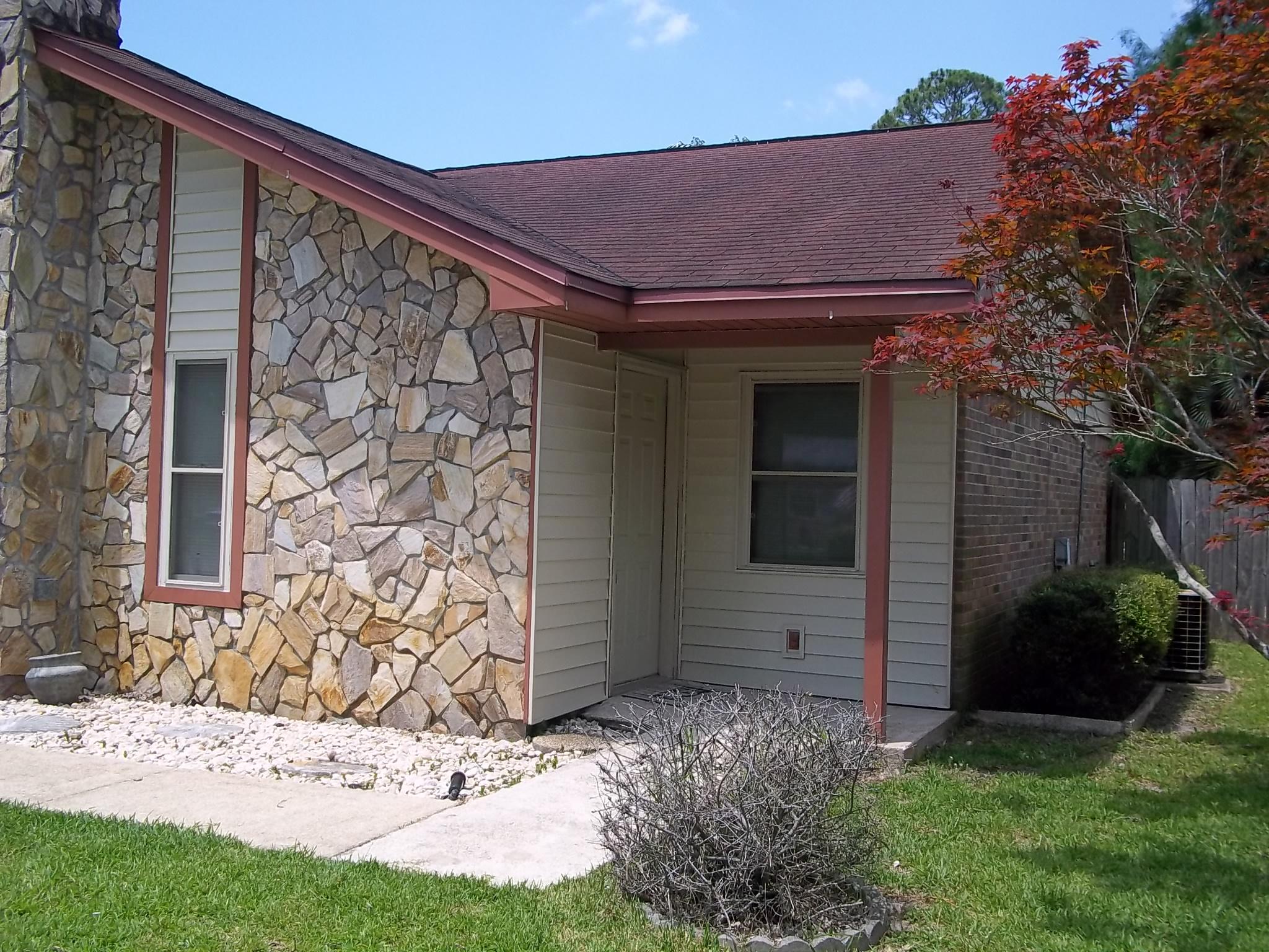 PINE MEADOWS 2ND ADDN - Residential