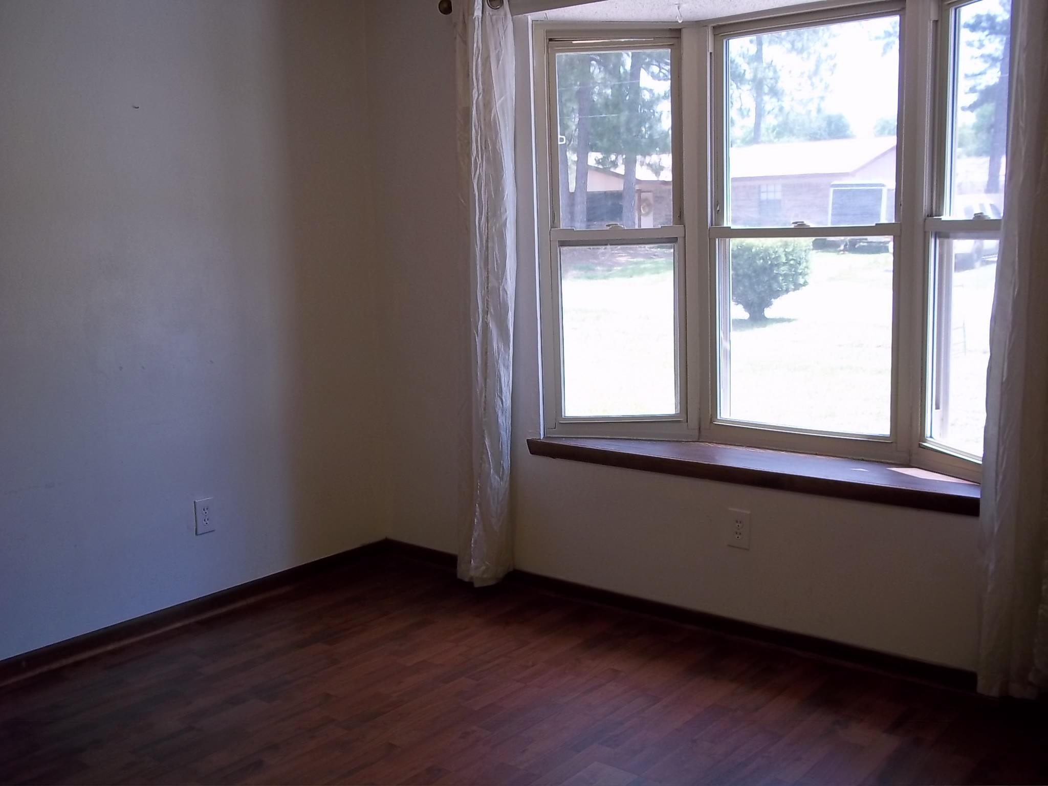 PINE MEADOWS 2ND ADDN - Residential