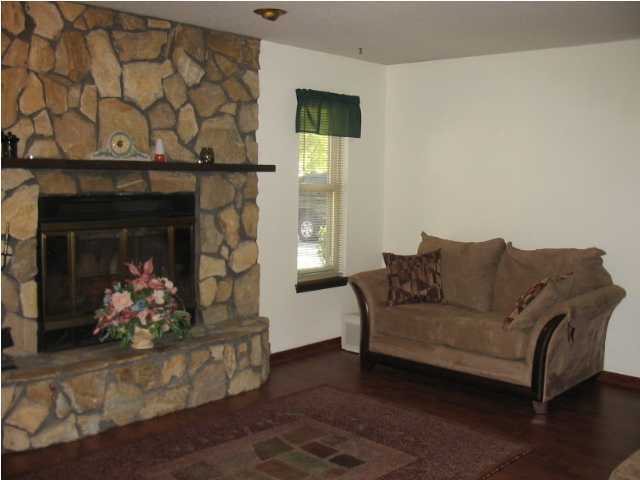 PINE MEADOWS 2ND ADDN - Residential