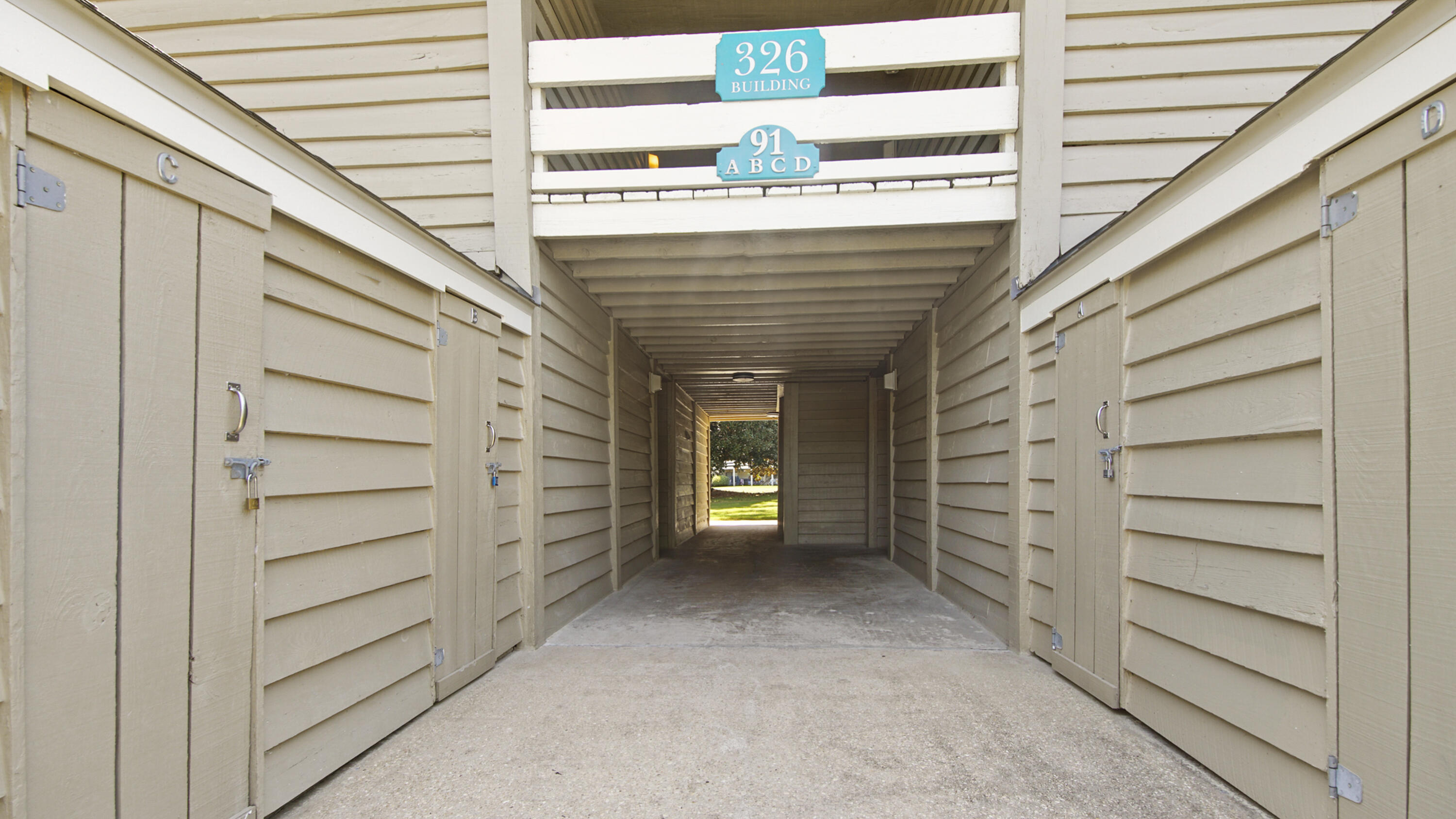 SEASCAPE CONDO GARDEN VILLA - Residential