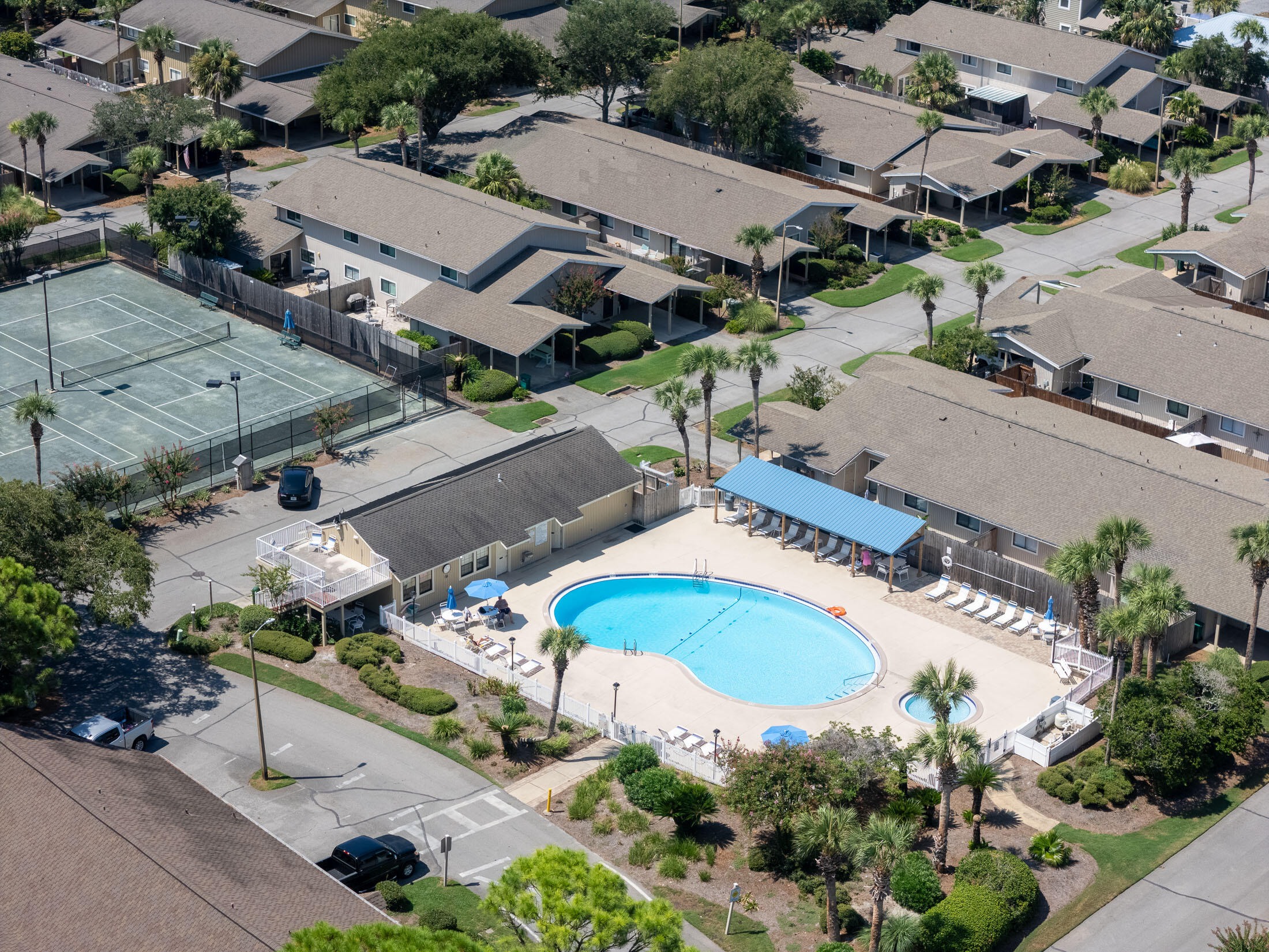 SEASCAPE CONDO GARDEN VILLA - Residential