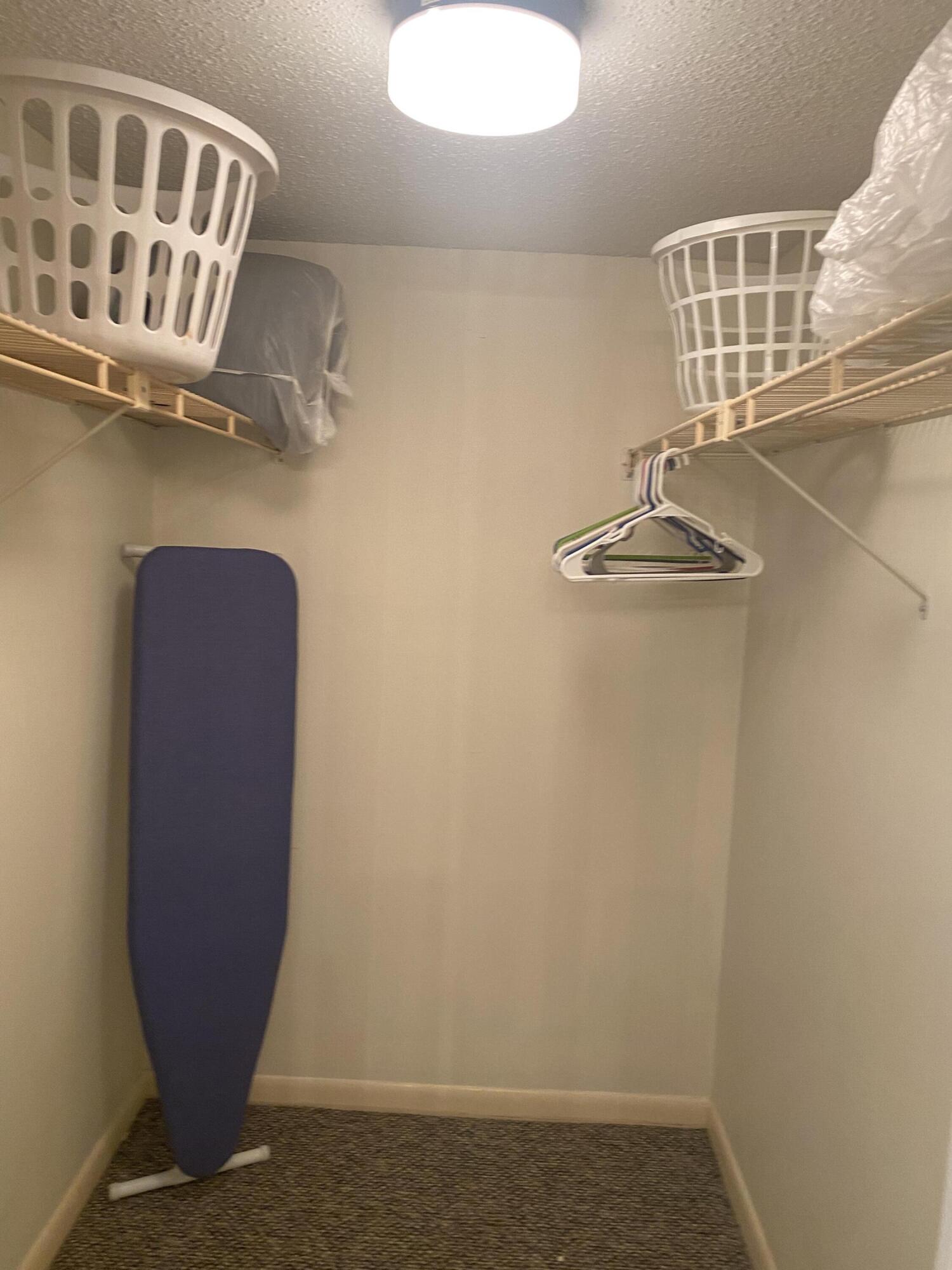 EL MATADOR CONDO - Residential