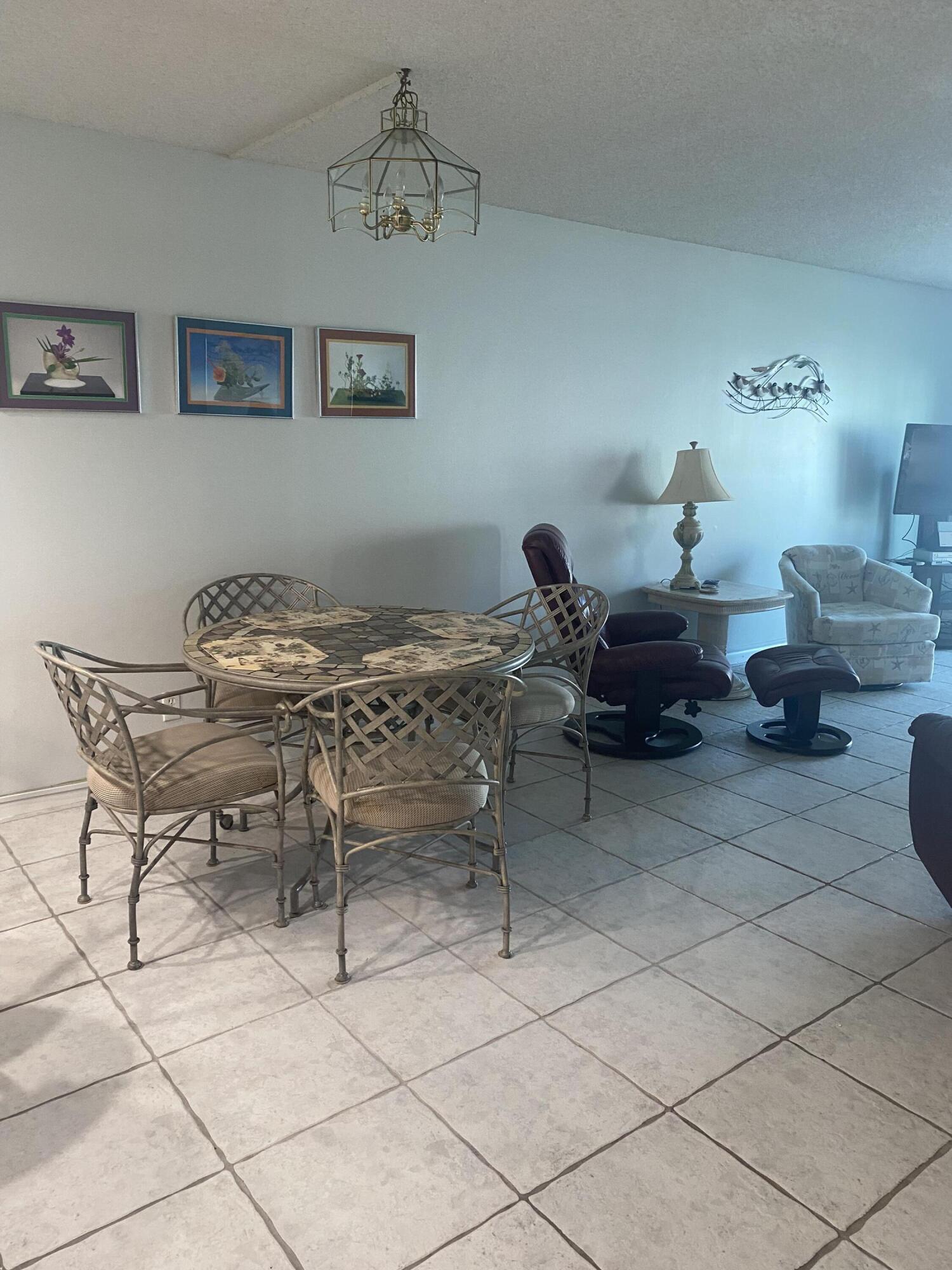 EL MATADOR CONDO - Residential
