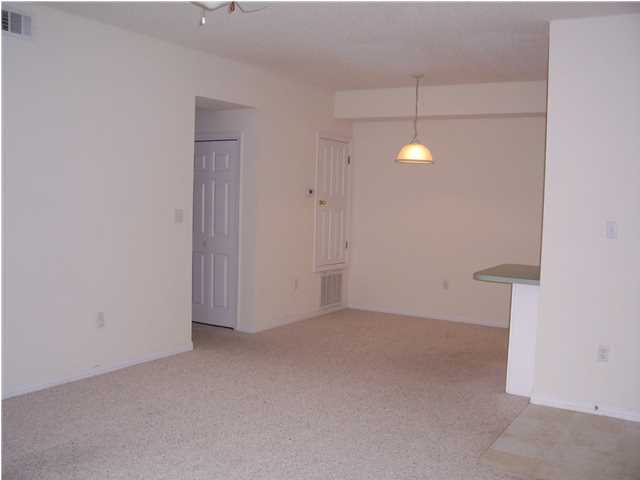 THE OAKS AT NICEVILLE PH I - Residential Lease