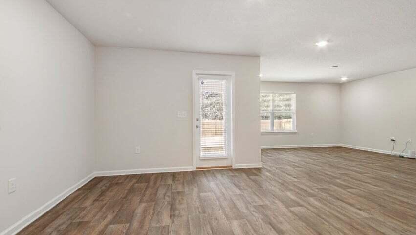 Tomahawk Landing - Residential Lease