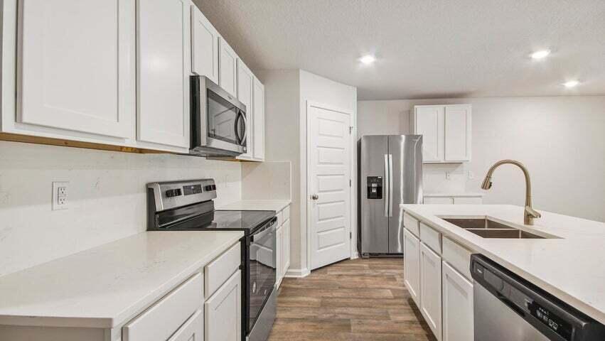 Tomahawk Landing - Residential Lease