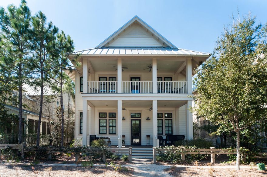 Beautiful Watercolor home located in Phase II.