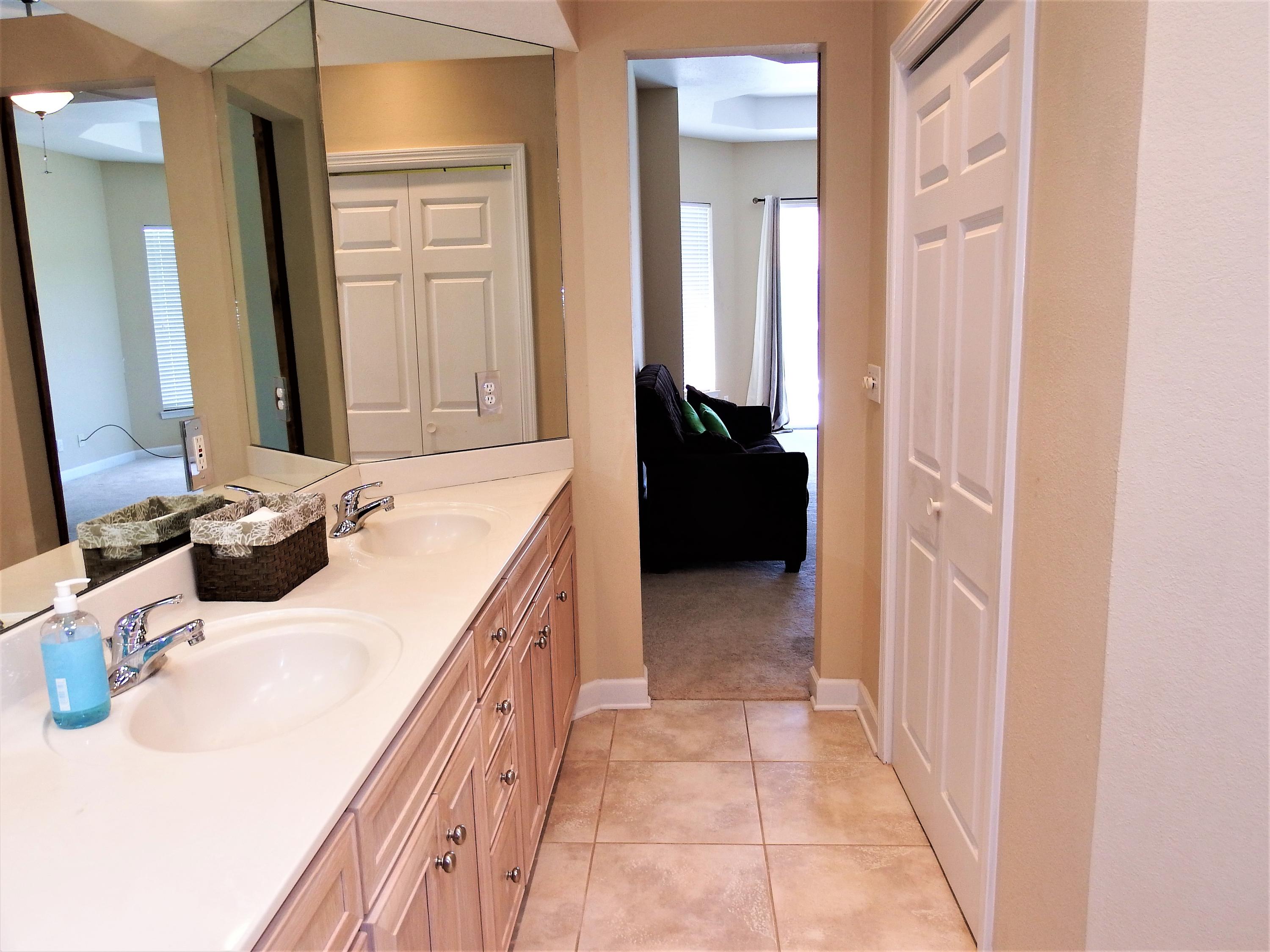 Emerald Pointe Plat Ii - Residential