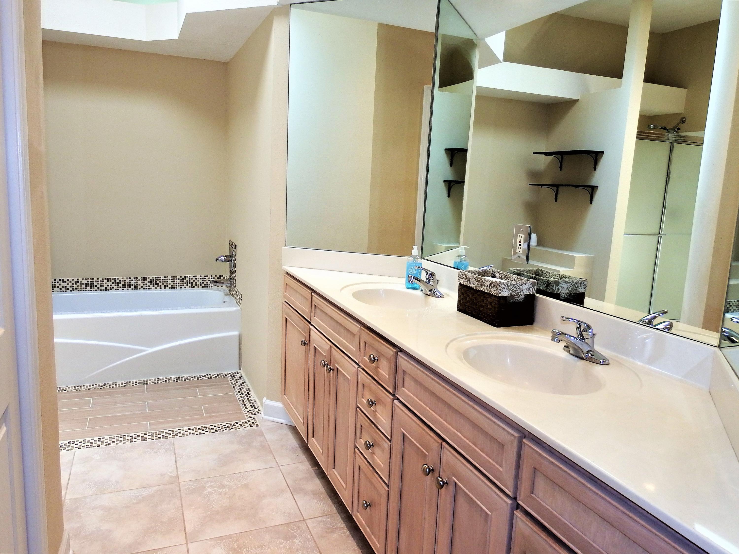 Emerald Pointe Plat Ii - Residential