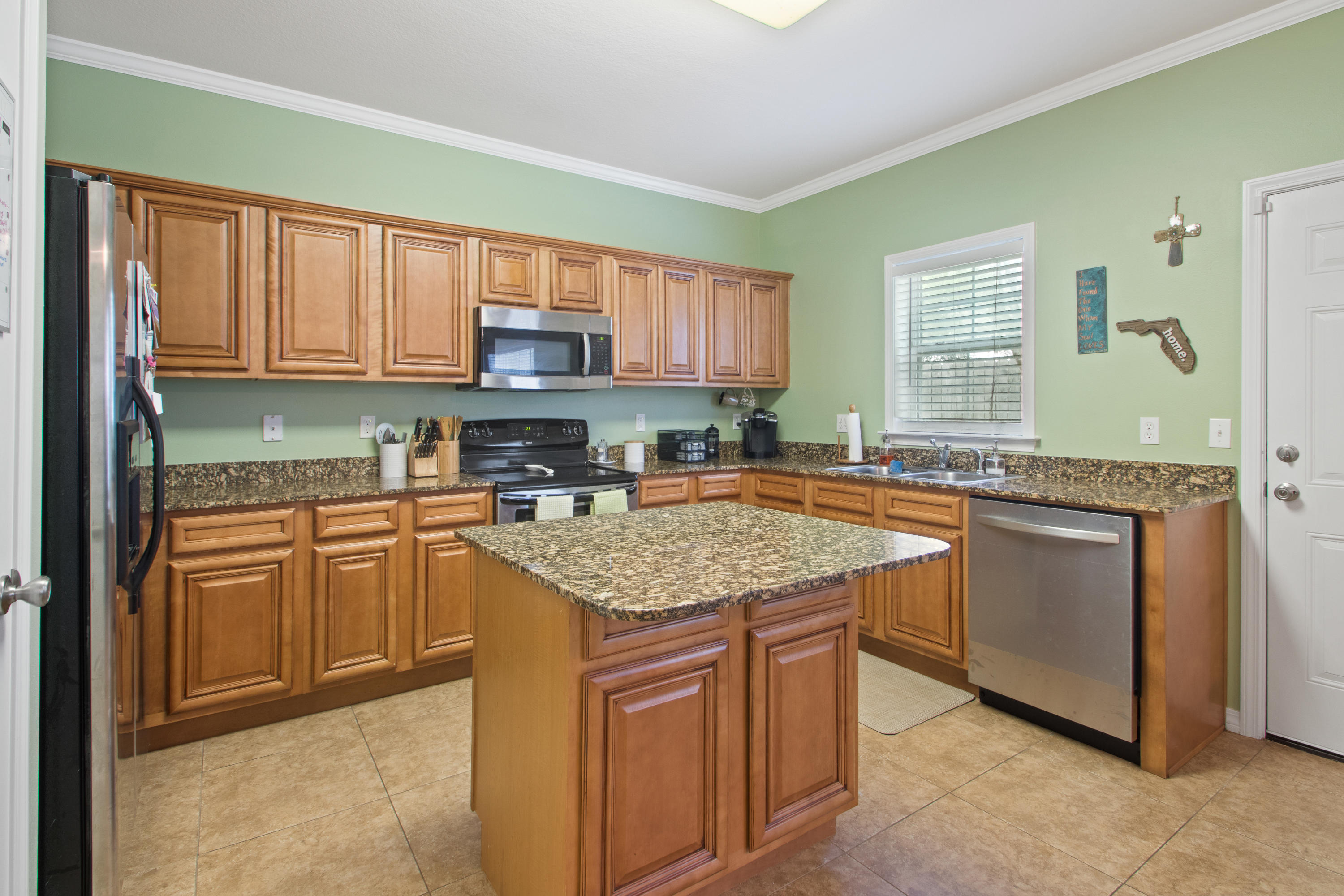 MERIDIAN SQUARE T/H - Residential Lease