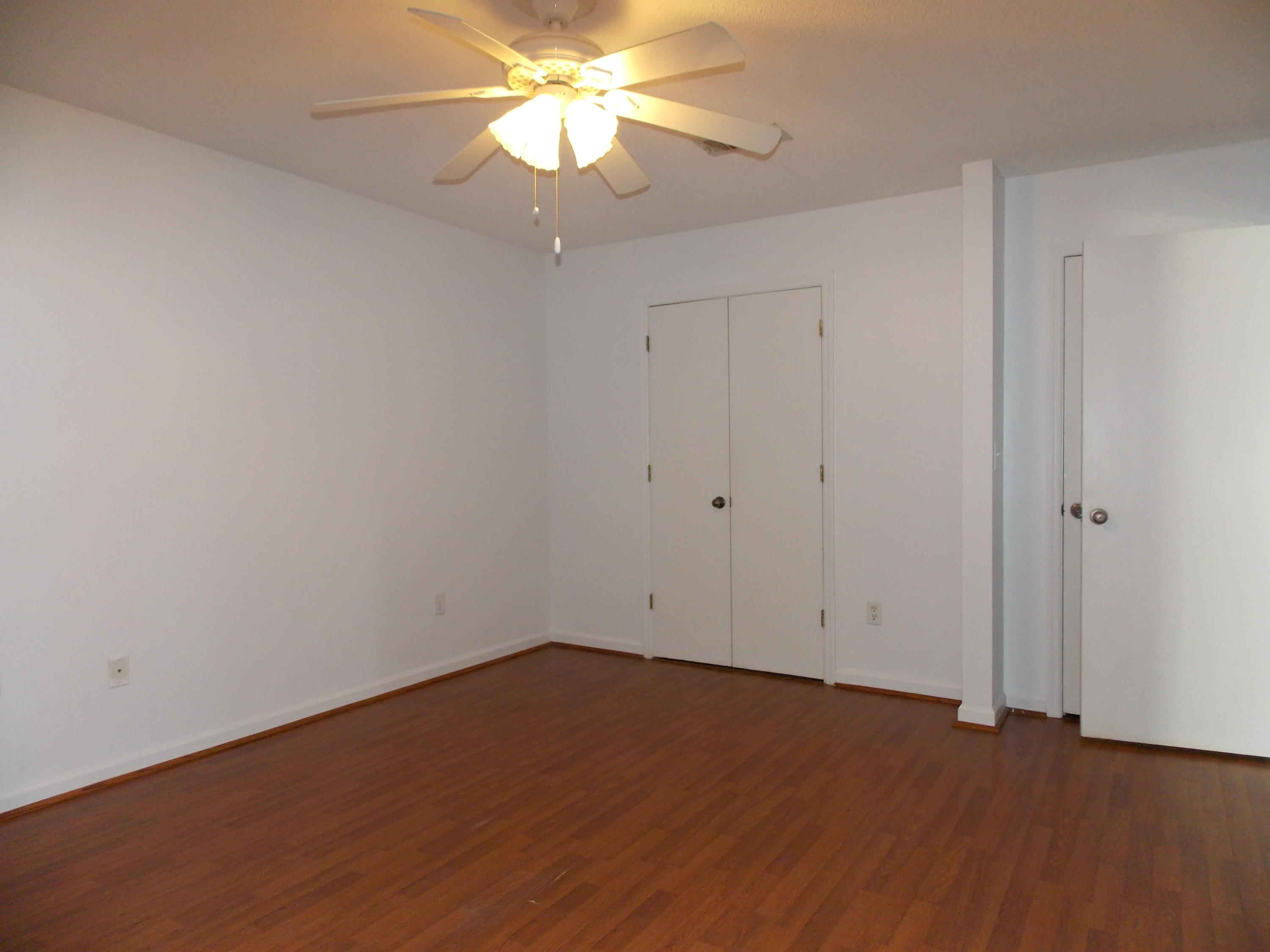 HOLLYROD PARK - Residential