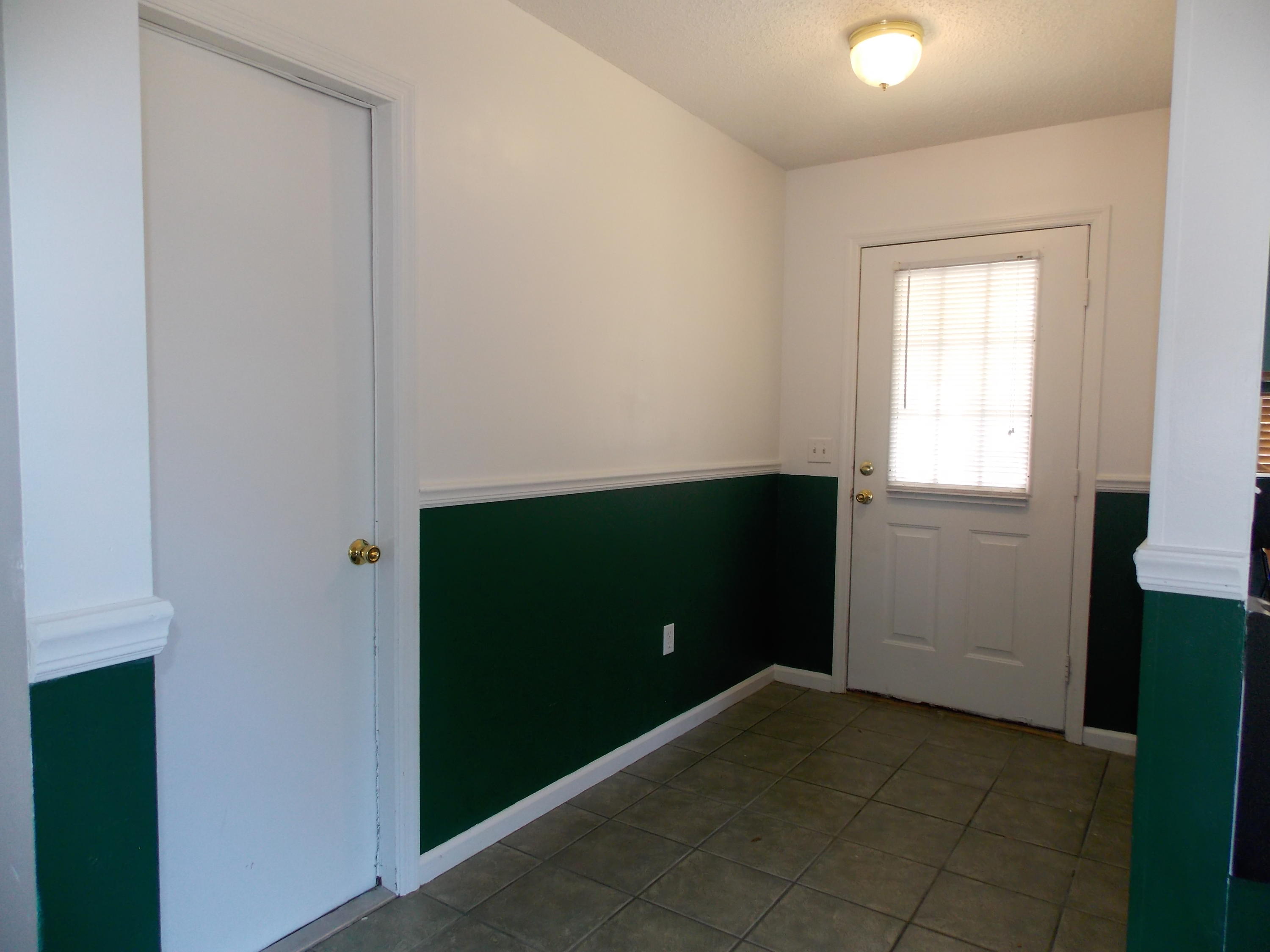 HOLLYROD PARK - Residential