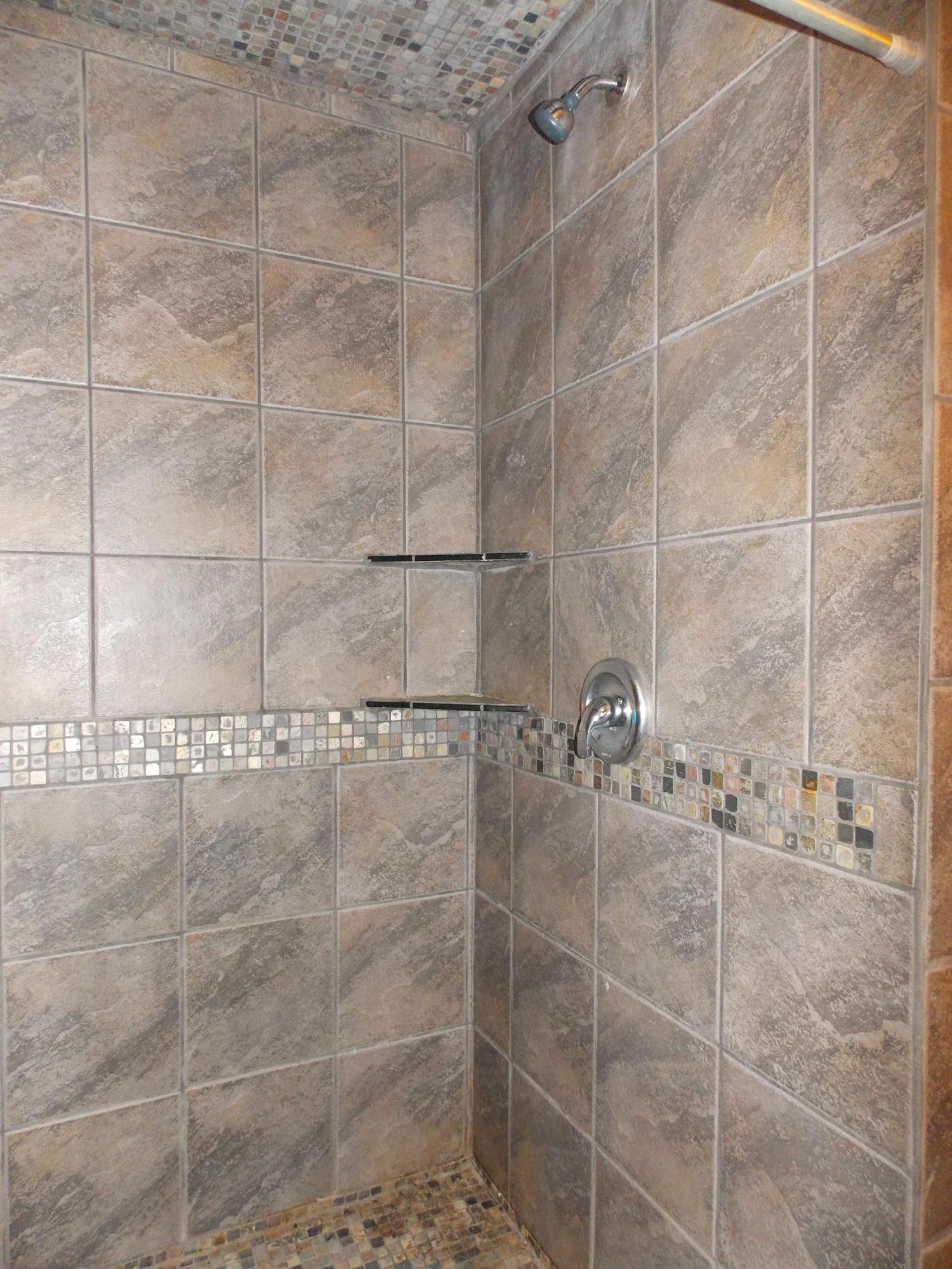 HOLLYROD PARK - Residential